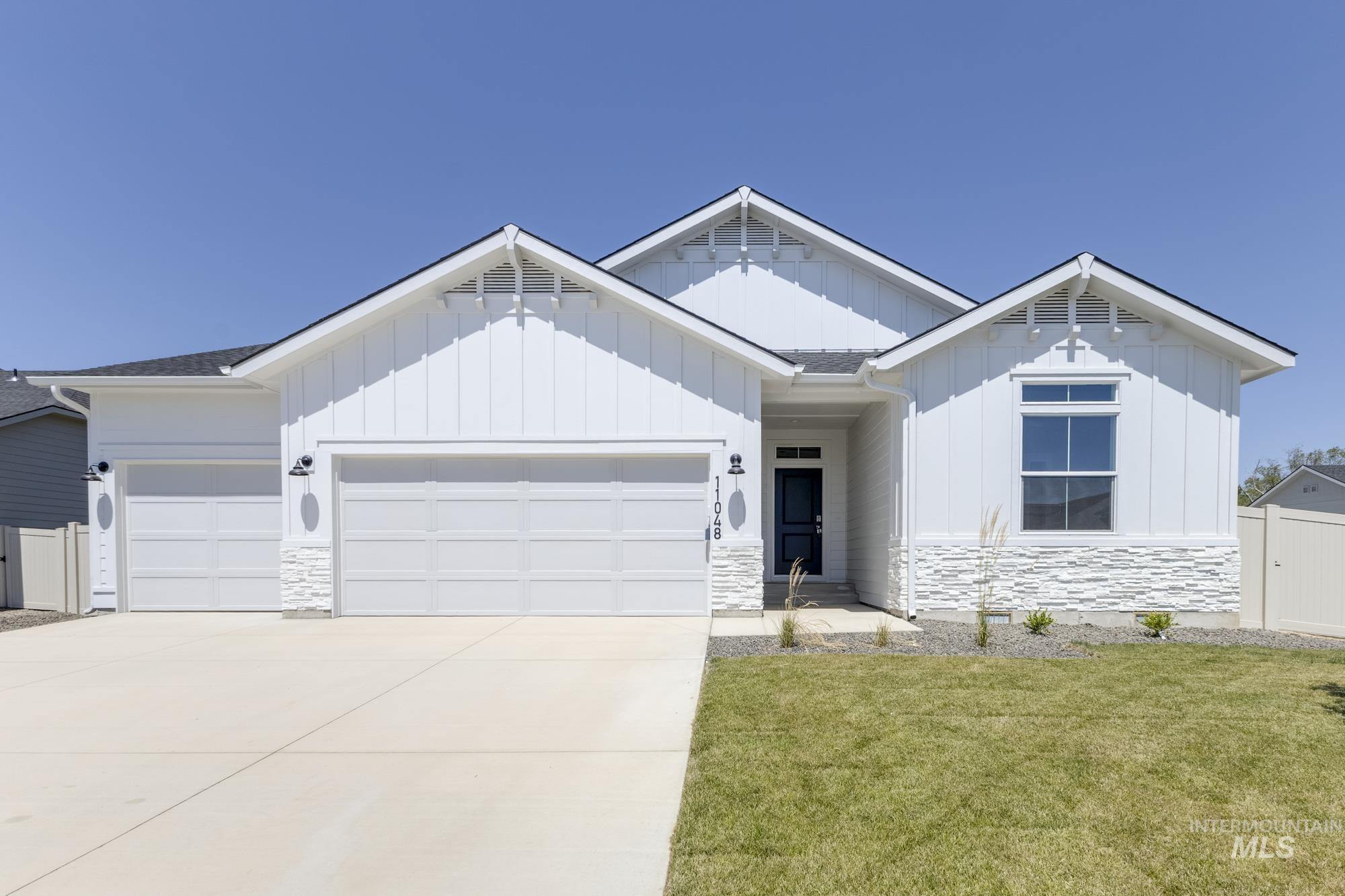 11048 W Teratai St Property Photo 1