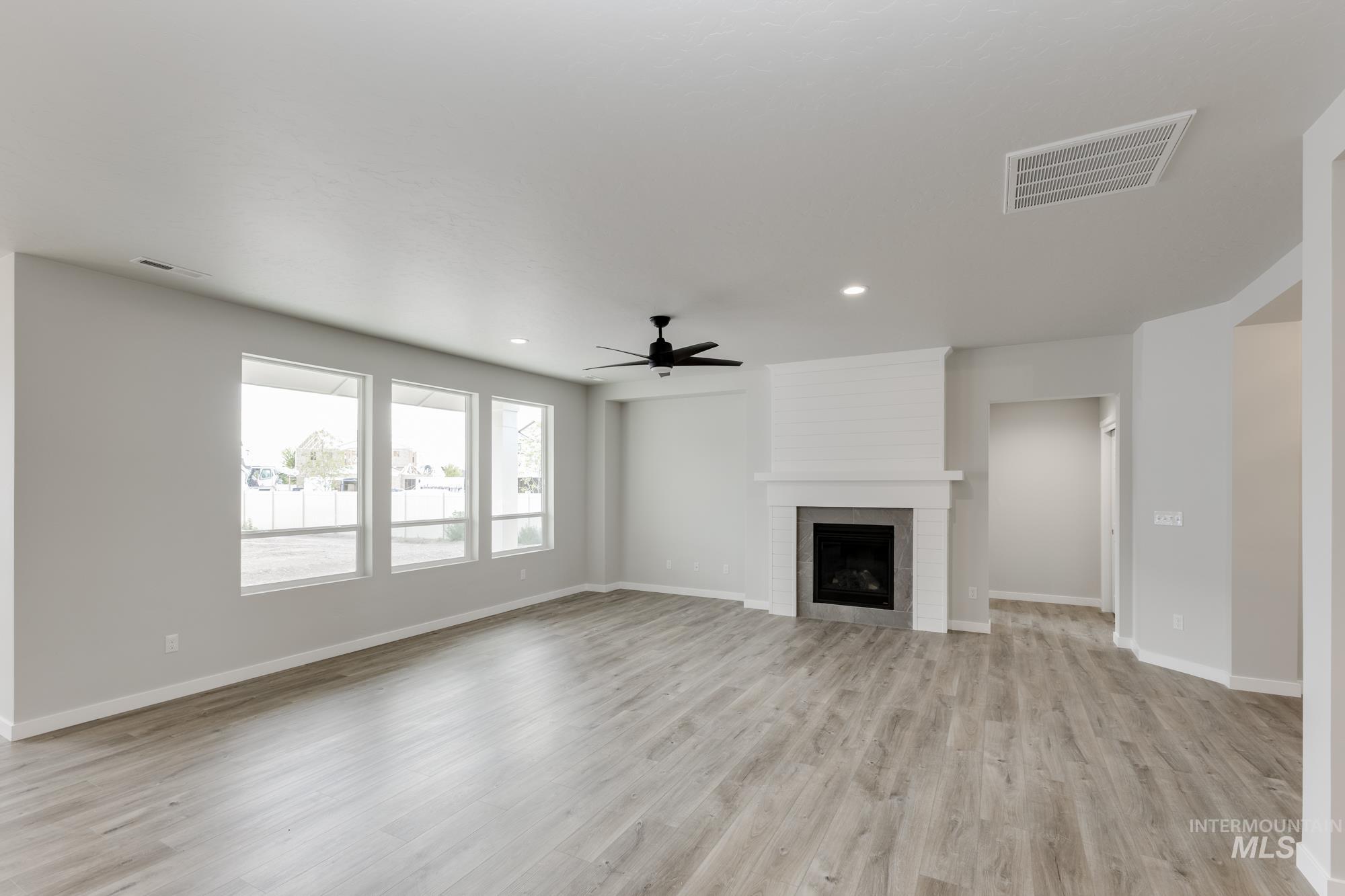 612 W Striped Owl St Property Photo 10