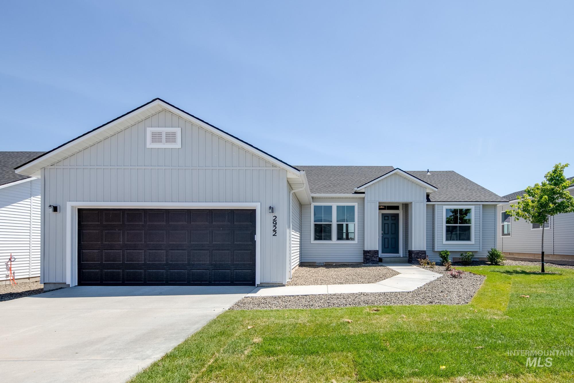 2922 N Arroyo Vista Way Property Photo 1