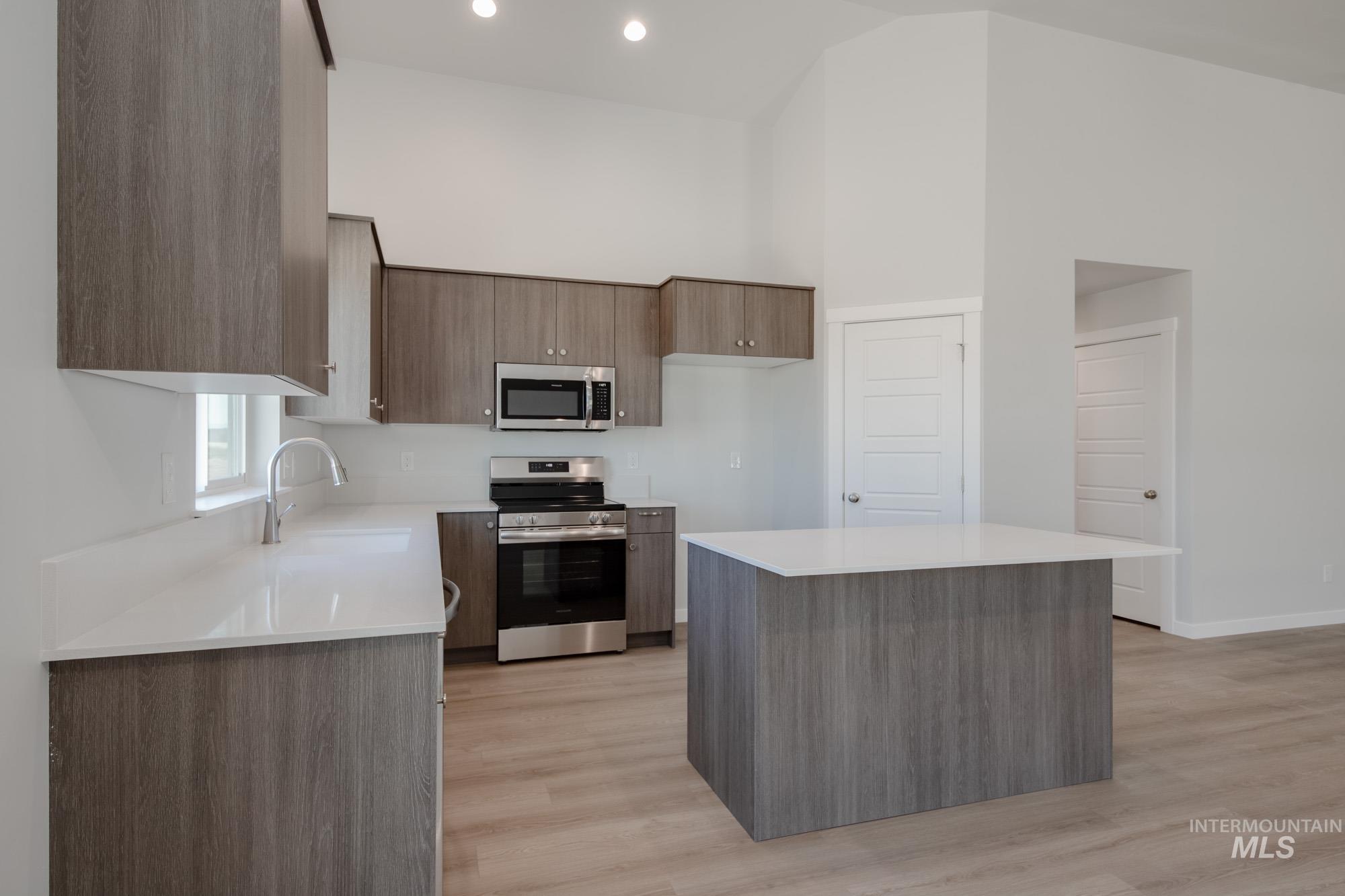 3858 W Tribute St Property Photo 5