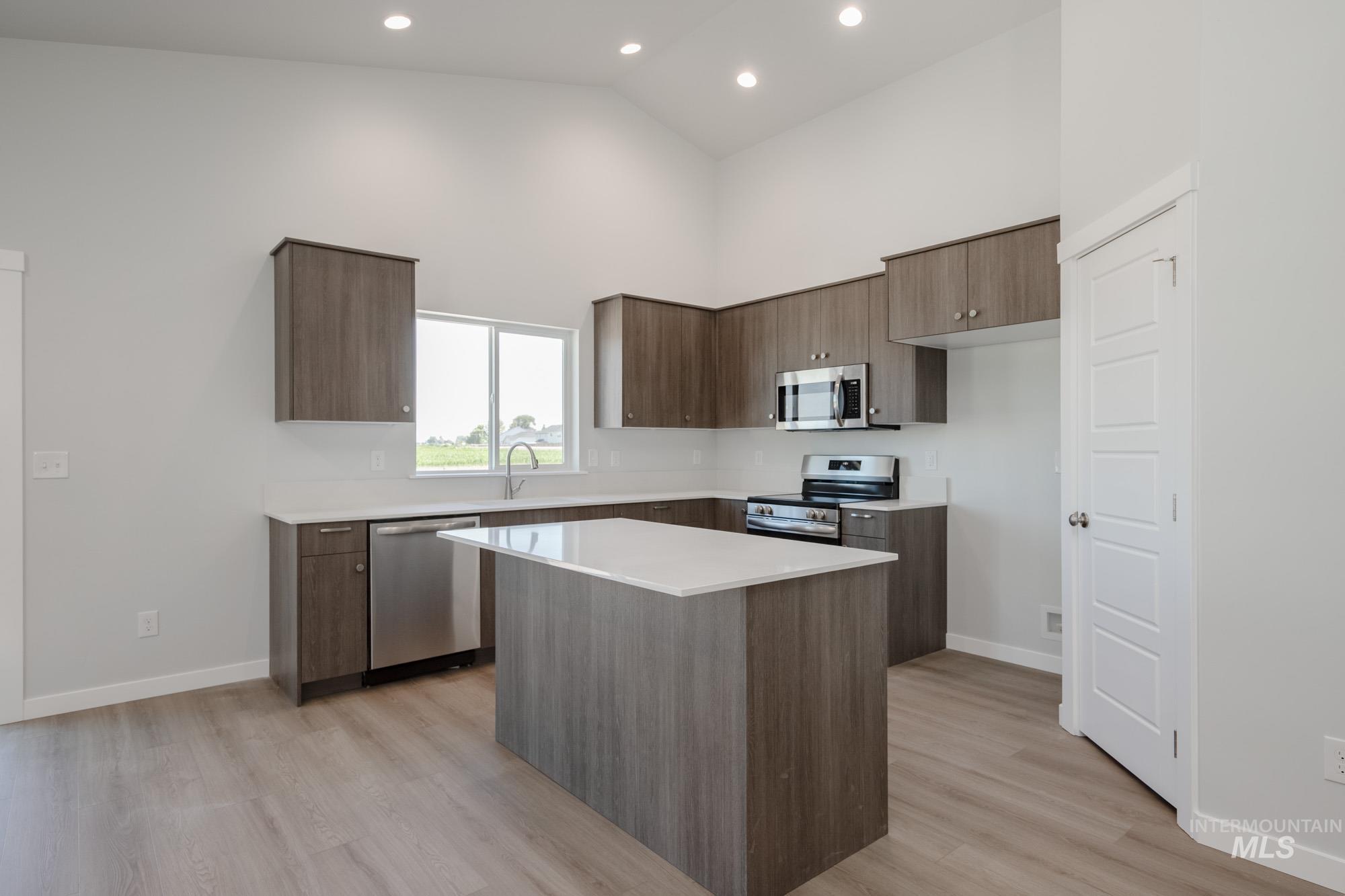 3858 W Tribute St Property Photo 6