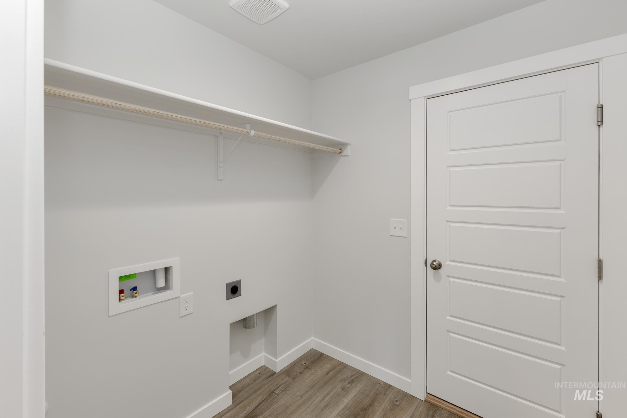 6825 S Old Farm Ave Property Photo 13