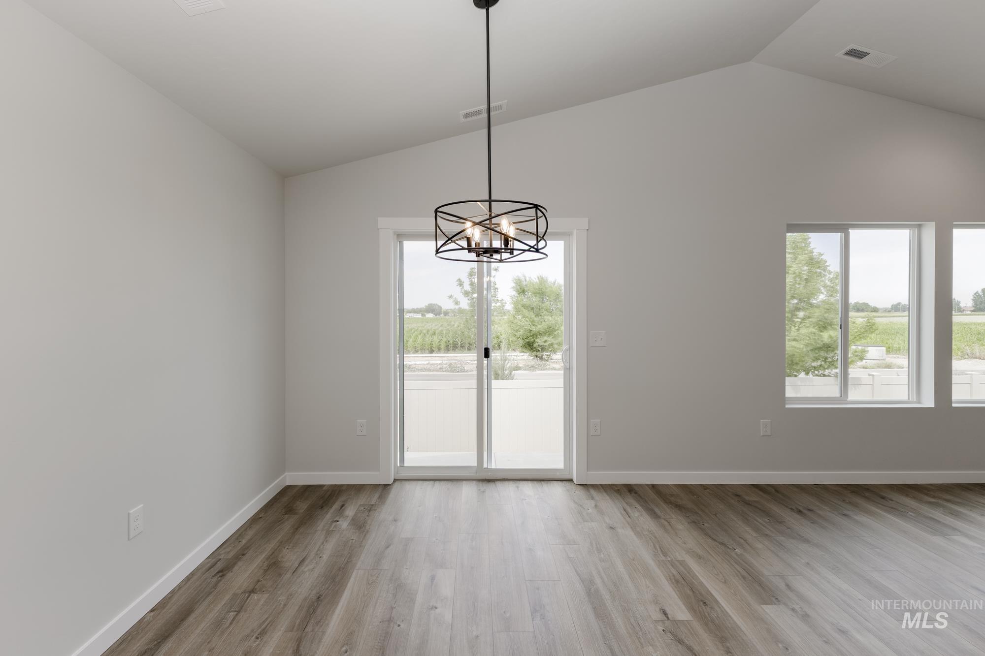 6825 S Old Farm Ave Property Photo 17