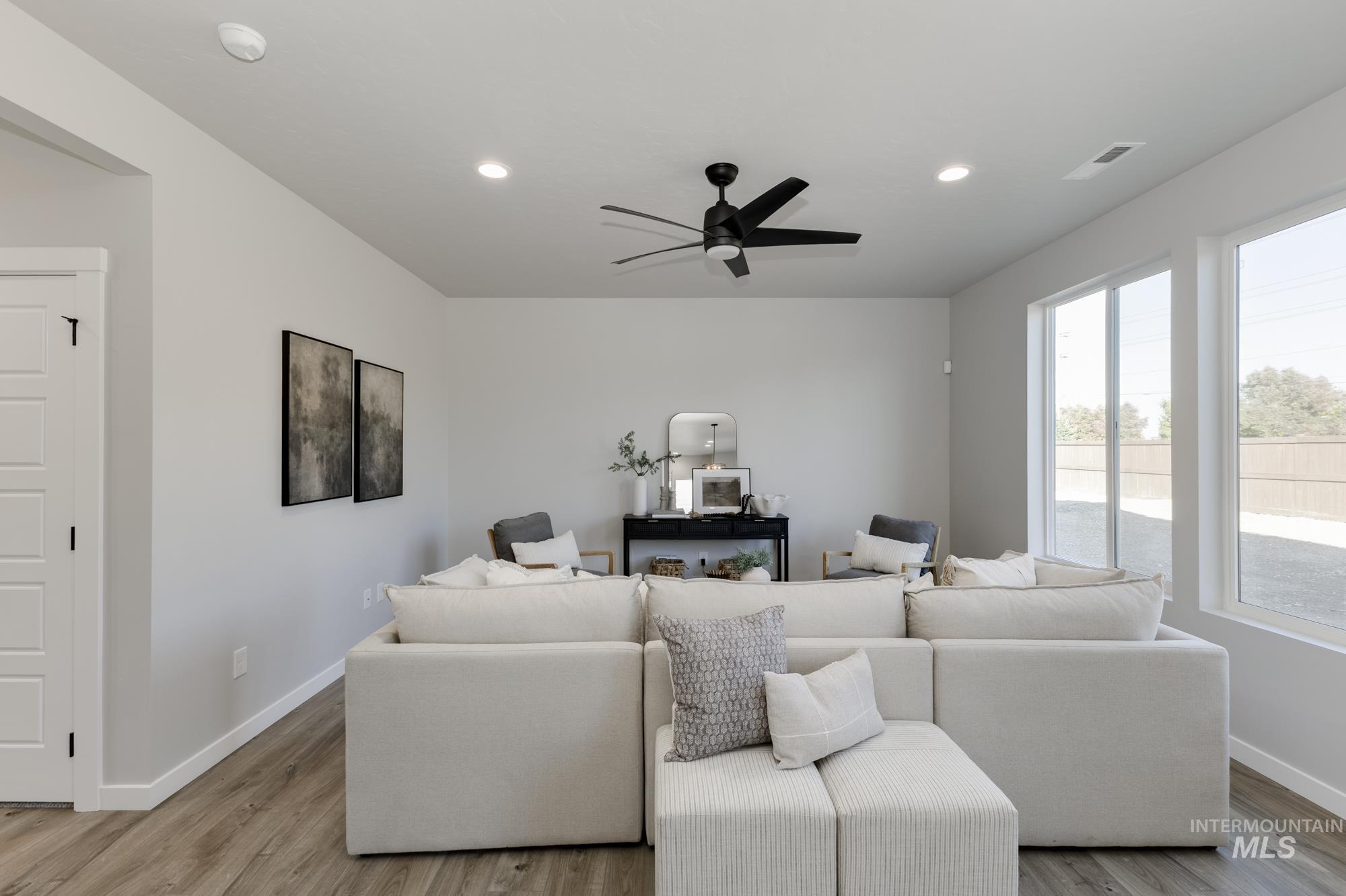 10120 W La Jolla Ct Property Photo 6