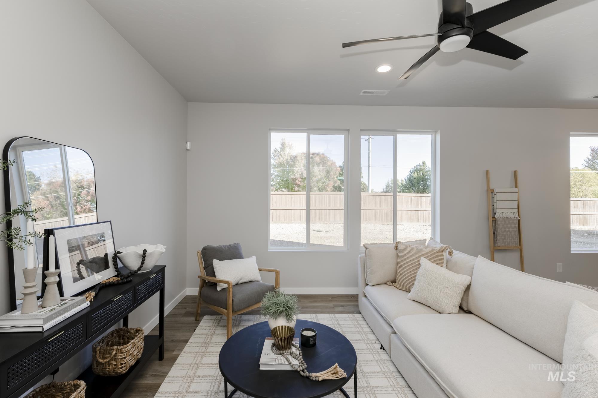 10120 W La Jolla Ct Property Photo 8