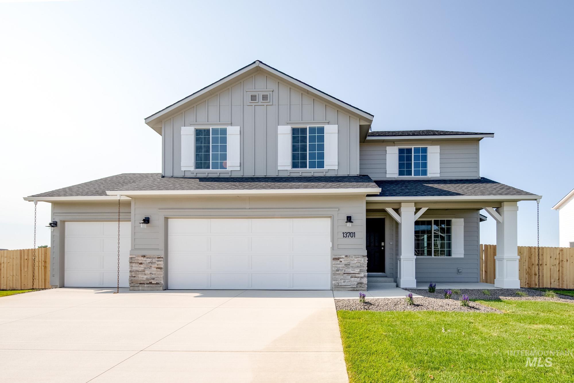 13701 Higley Court Property Photo 1