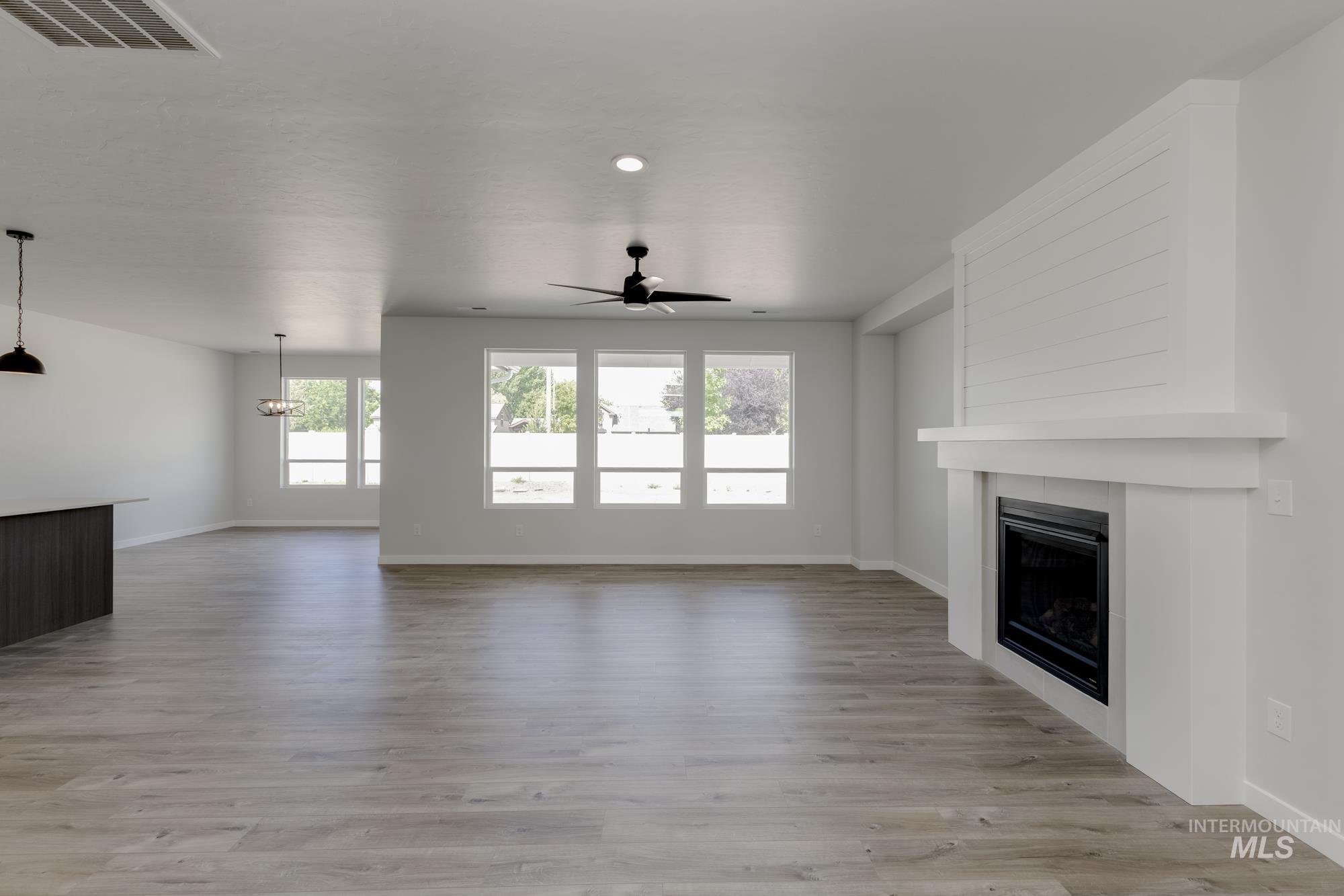 5305 S Danforth Ave Property Photo 9