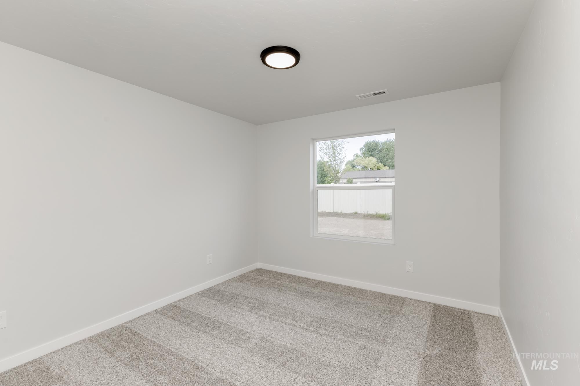 5305 S Danforth Ave Property Photo 12