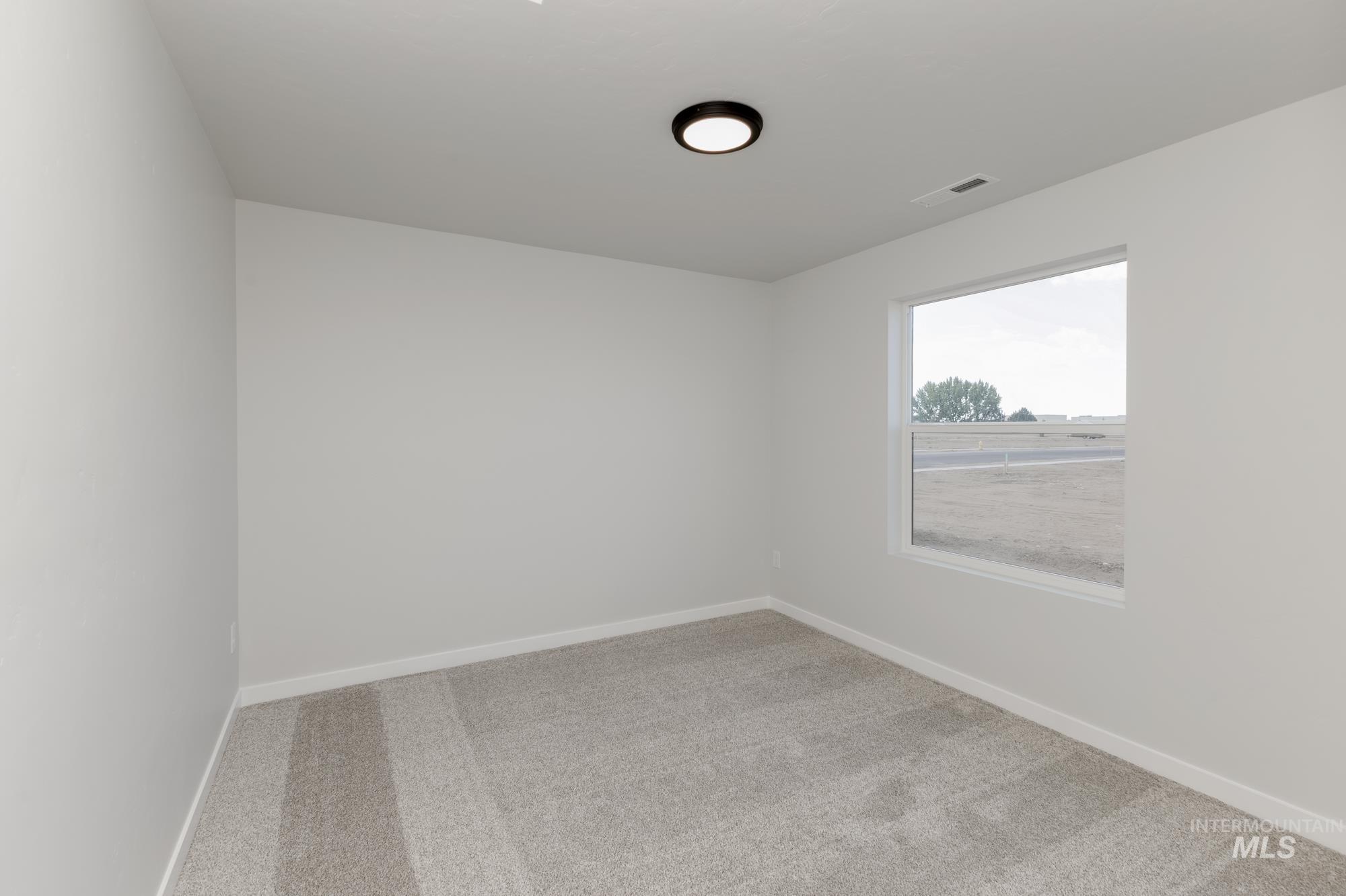 5305 S Danforth Ave Property Photo 13