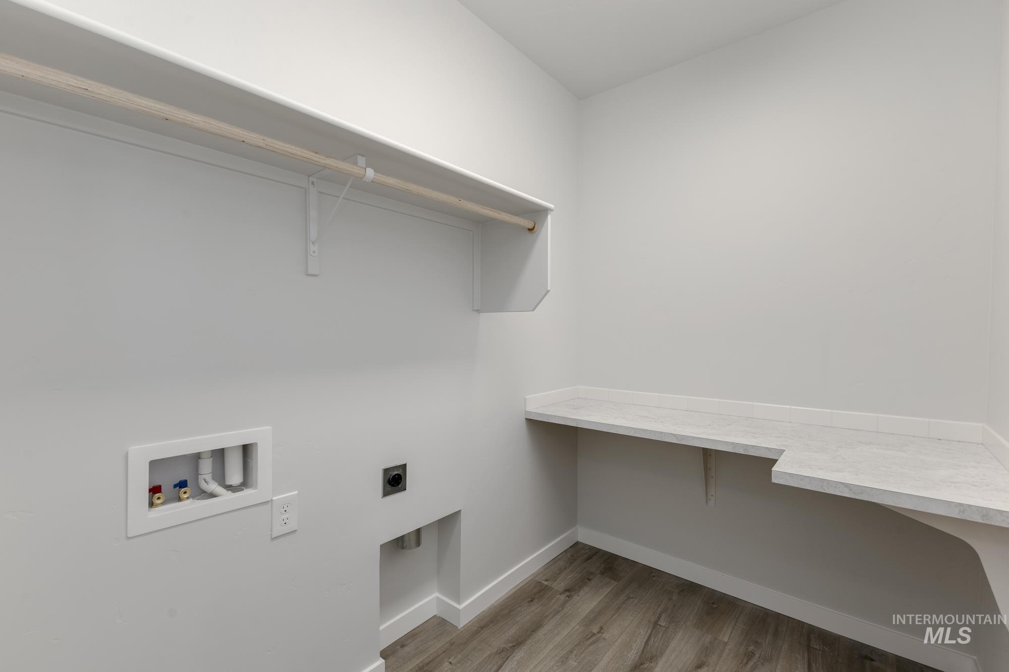 5305 S Danforth Ave Property Photo 16