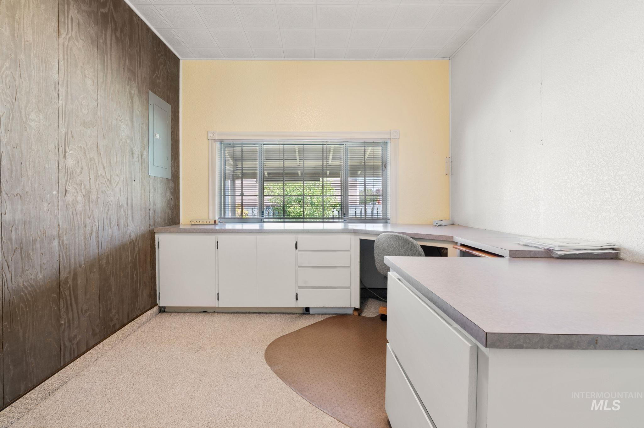 523 Burrell Avenue Property Photo 18