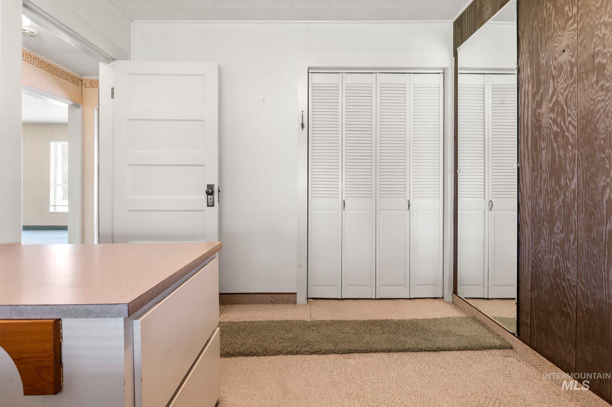 523 Burrell Avenue Property Photo 19