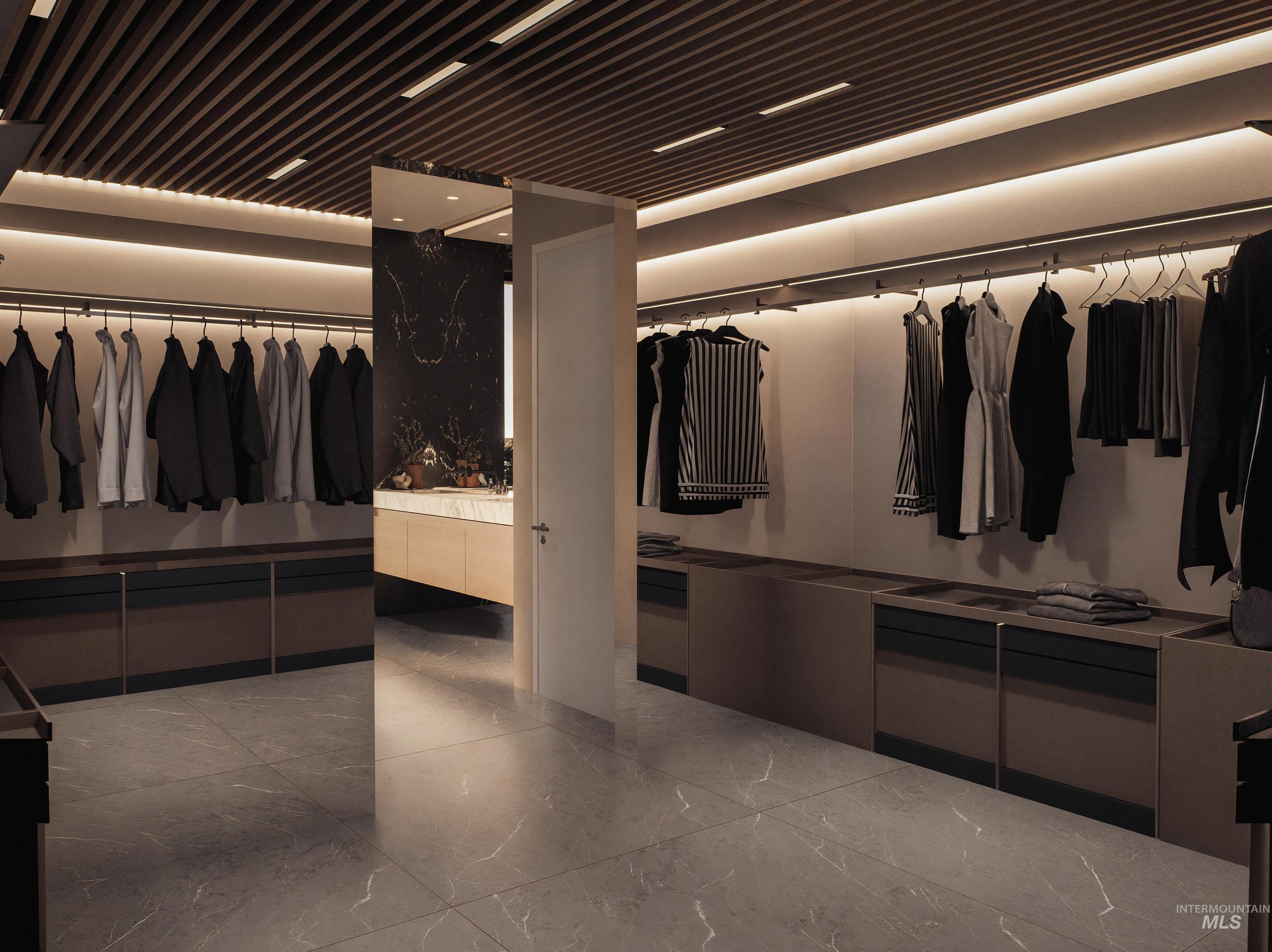 8060 Stack Rock Dr Property Photo 24