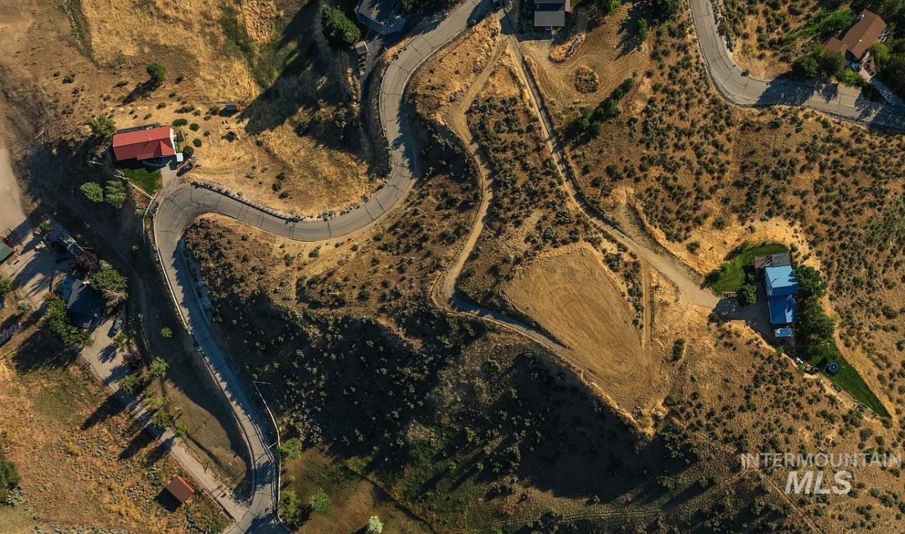 8060 Stack Rock Dr Property Photo 40