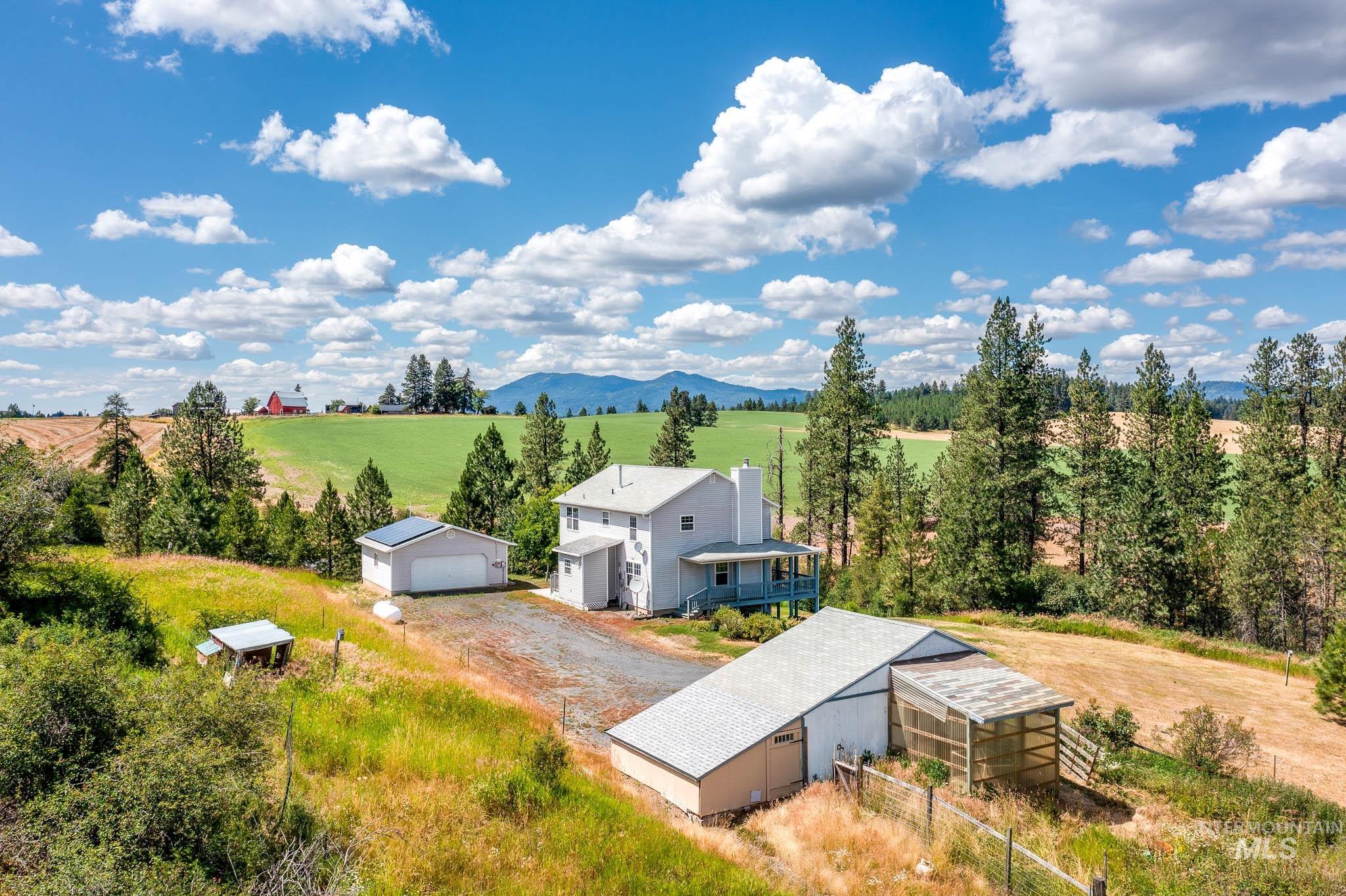1845 Little Bear Ridge Rd Property Photo 1