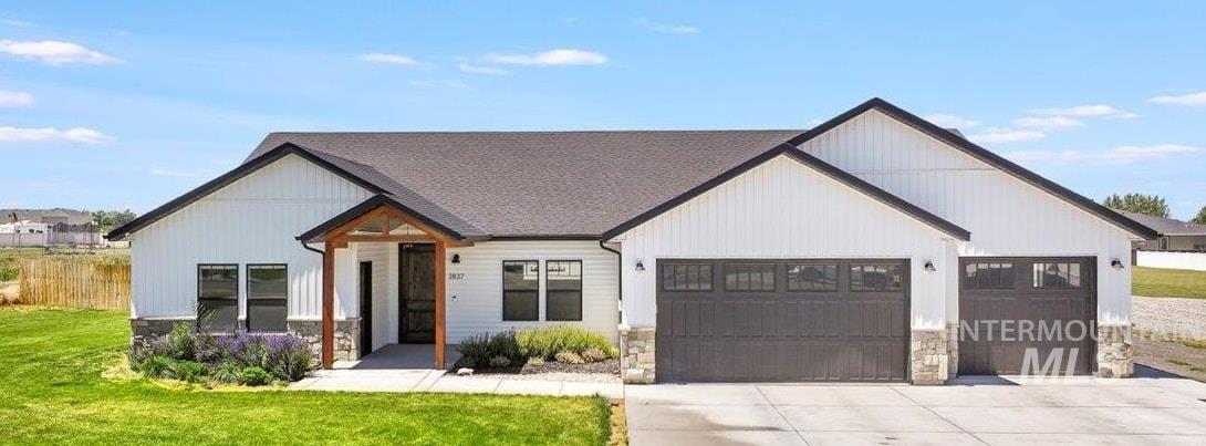 3837 N 2469 E Property Photo 1