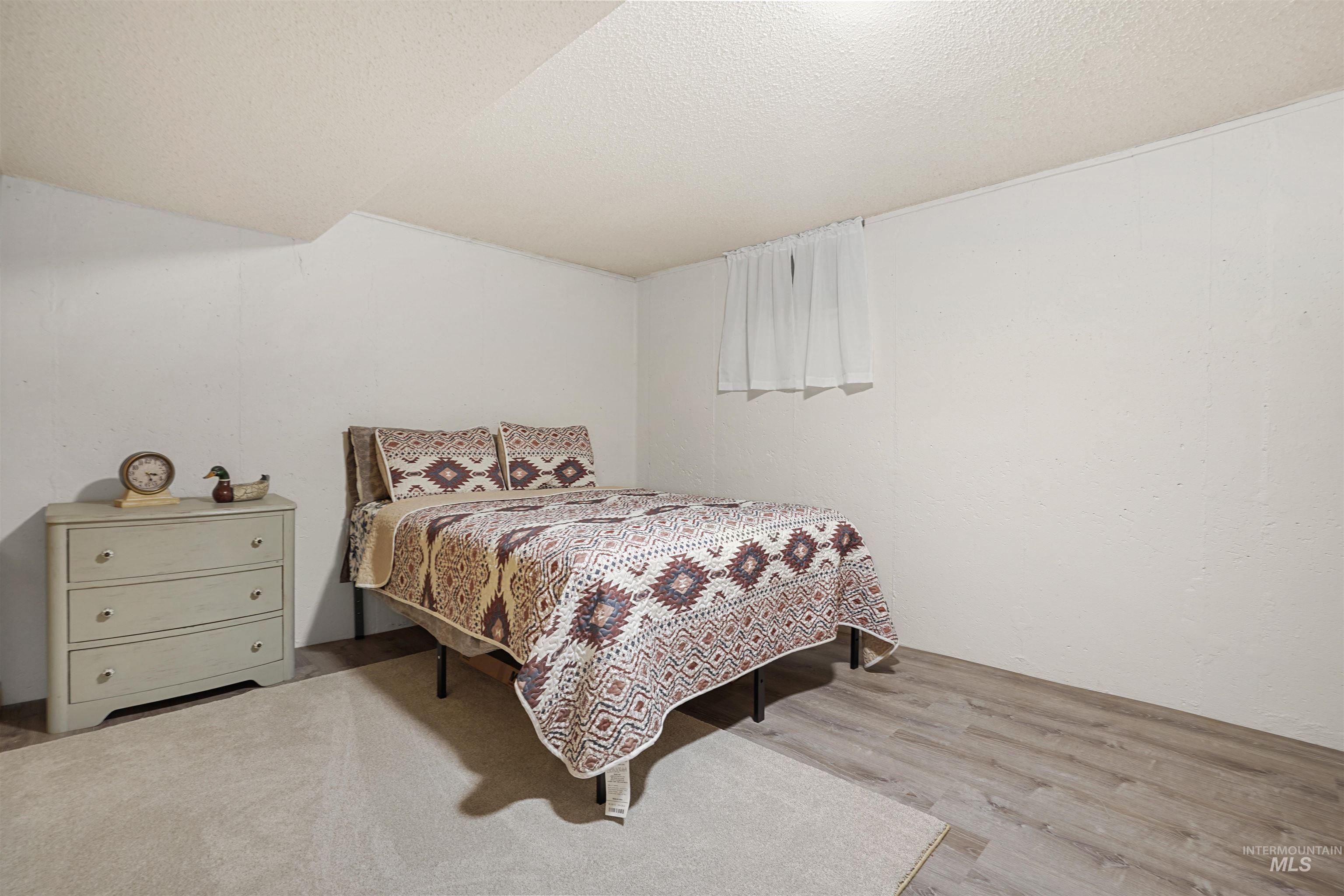 403 S Crestview Property Photo 20