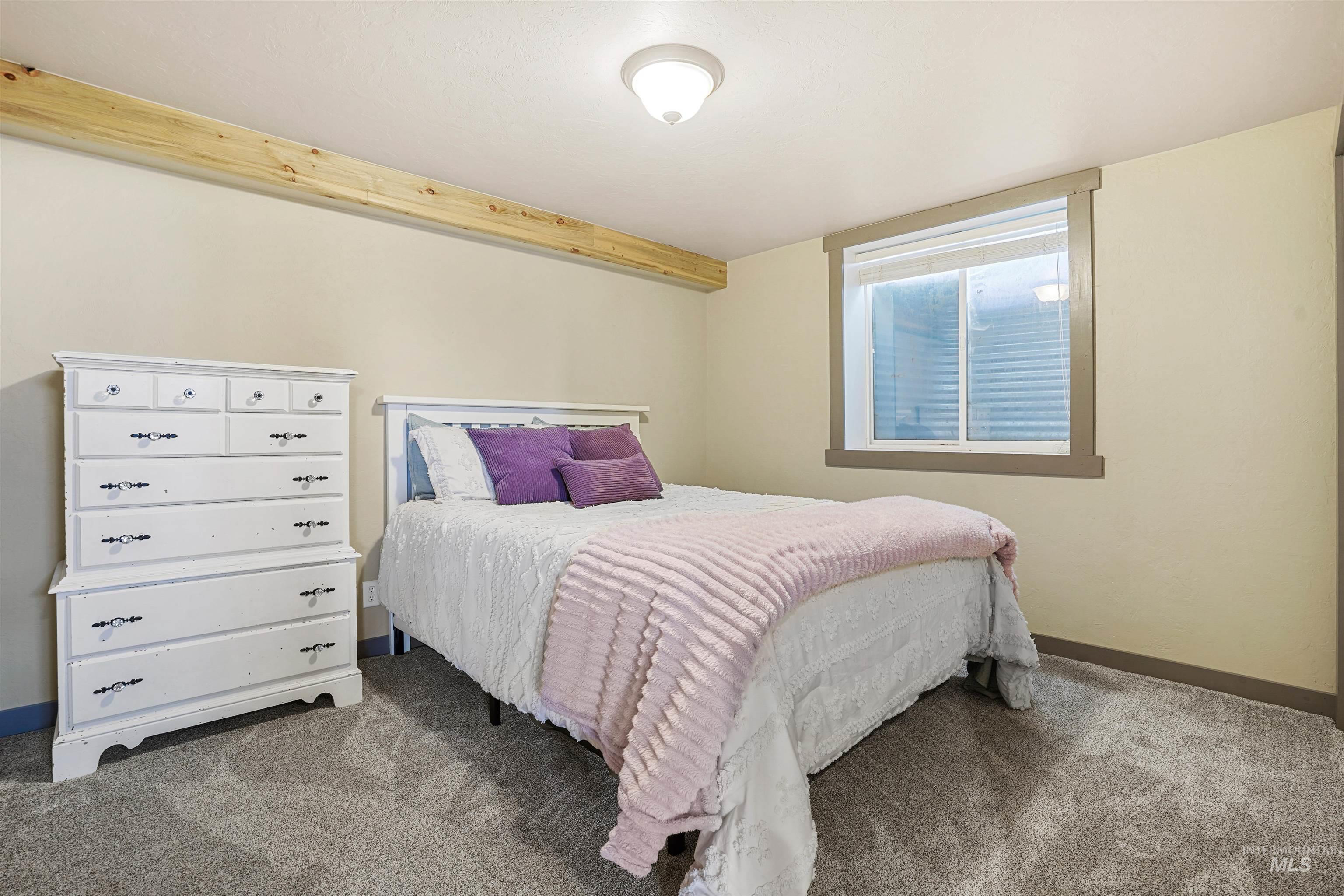 403 S Crestview Property Photo 21