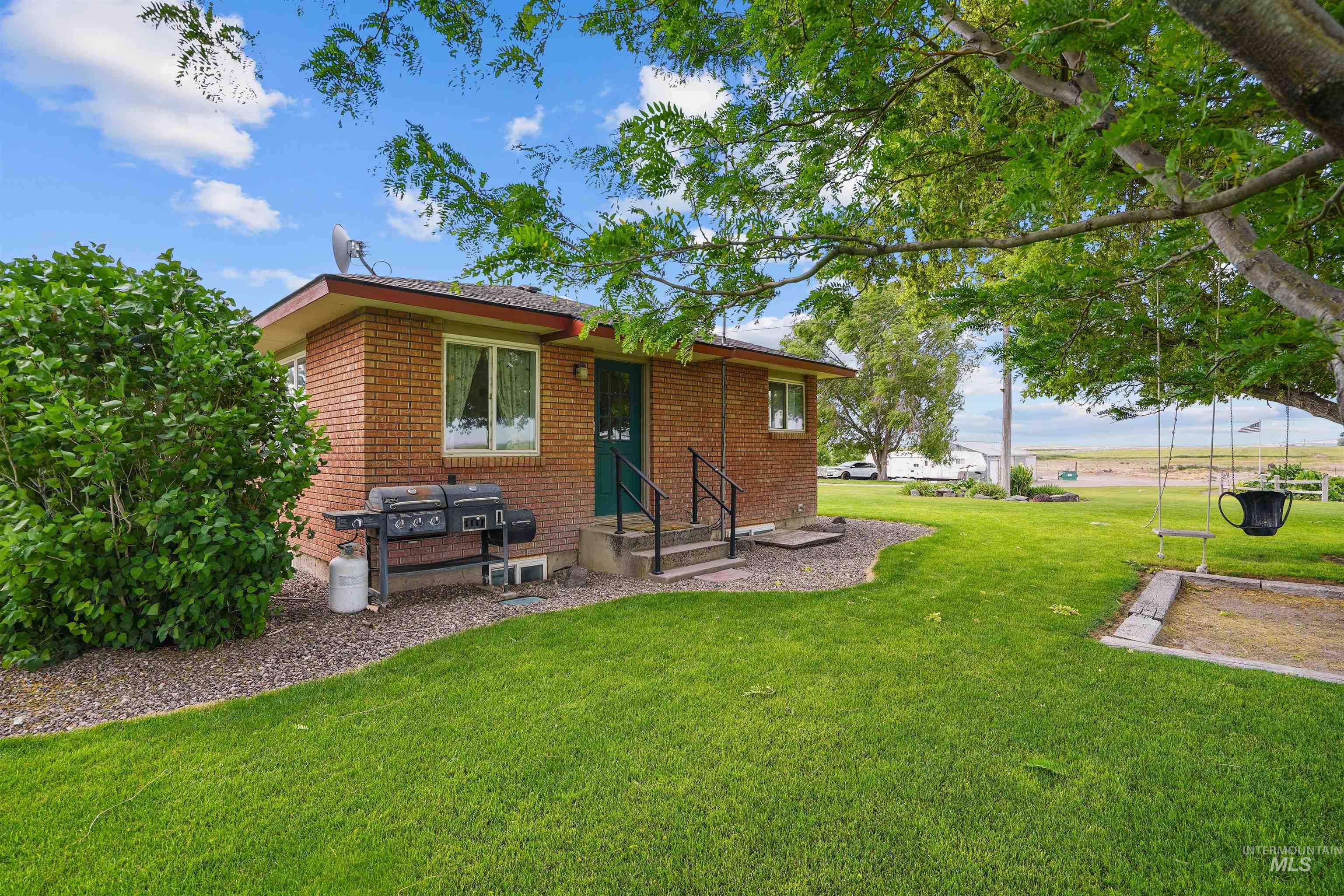 403 S Crestview Property Photo 28