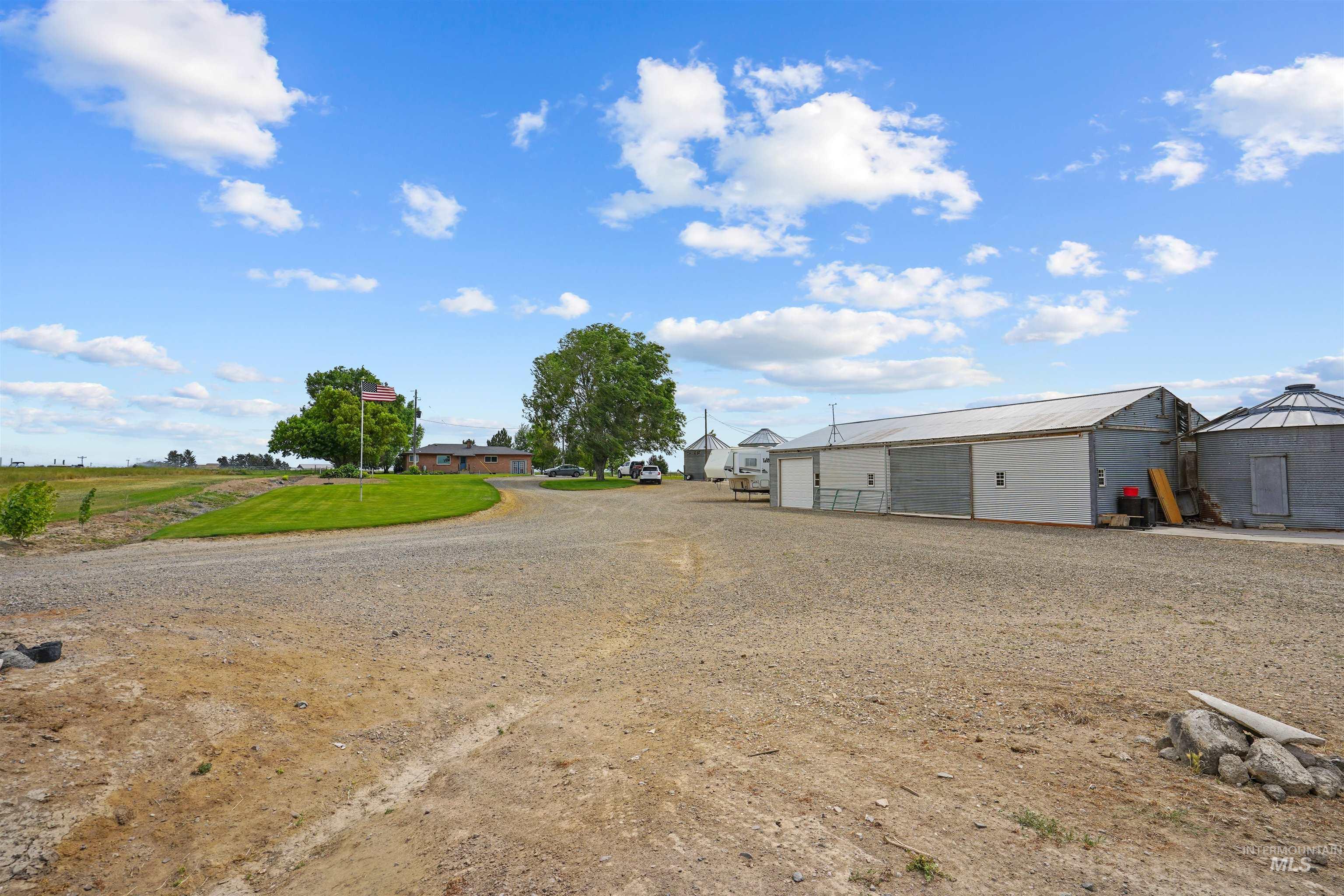 403 S Crestview Property Photo 35
