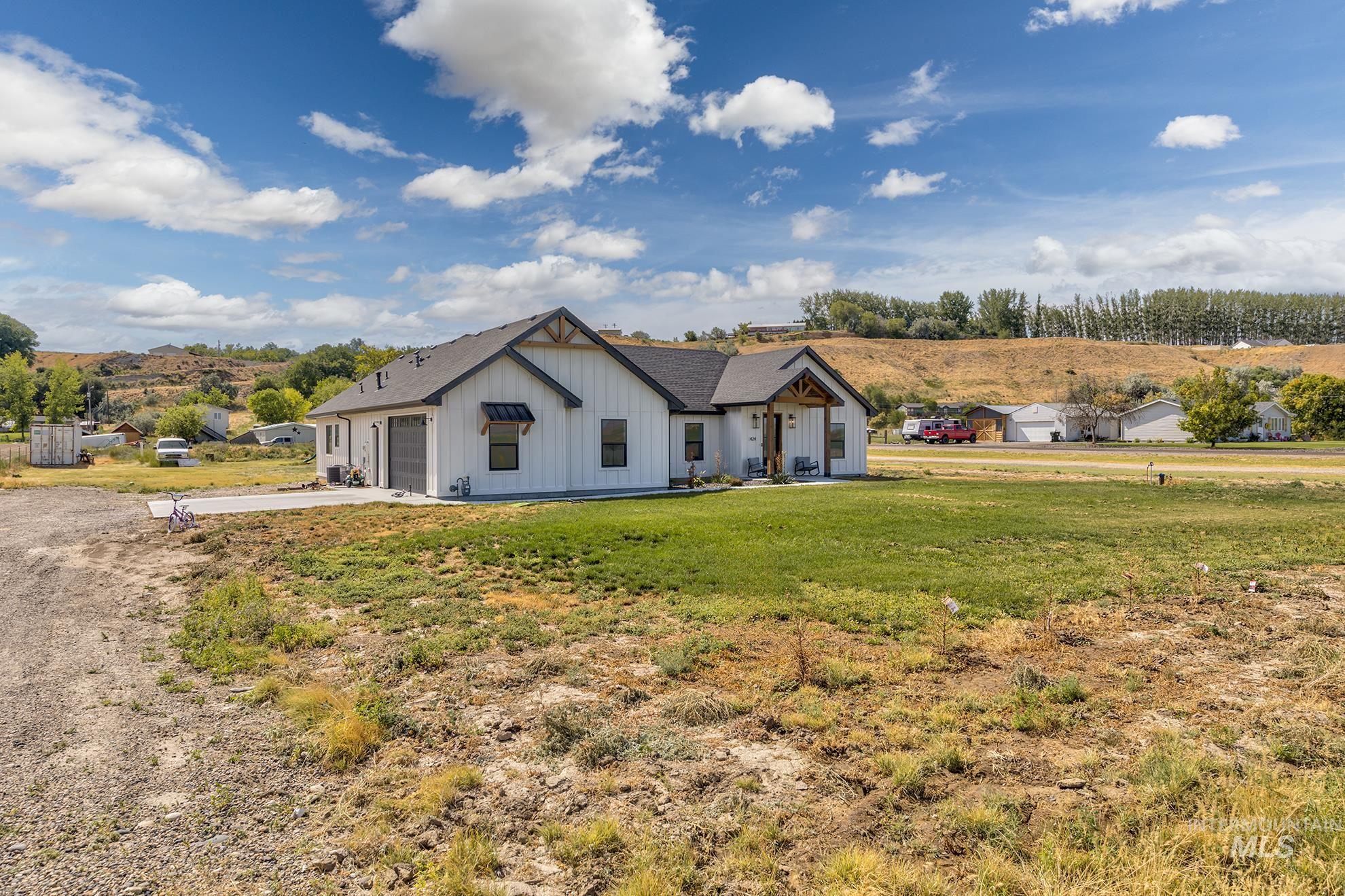 424 Foothill Drive Property Photo 28