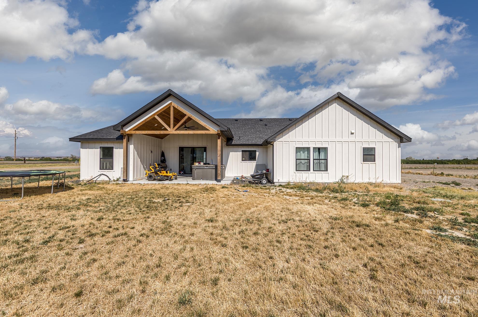 424 Foothill Drive Property Photo 37