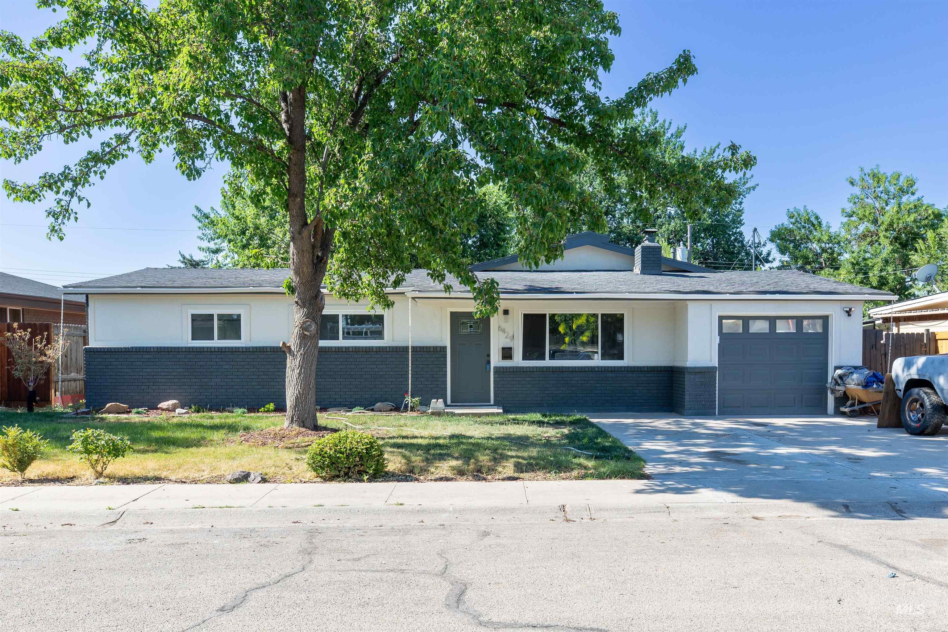 6429 W Kirkwood Rd. Property Photo 1