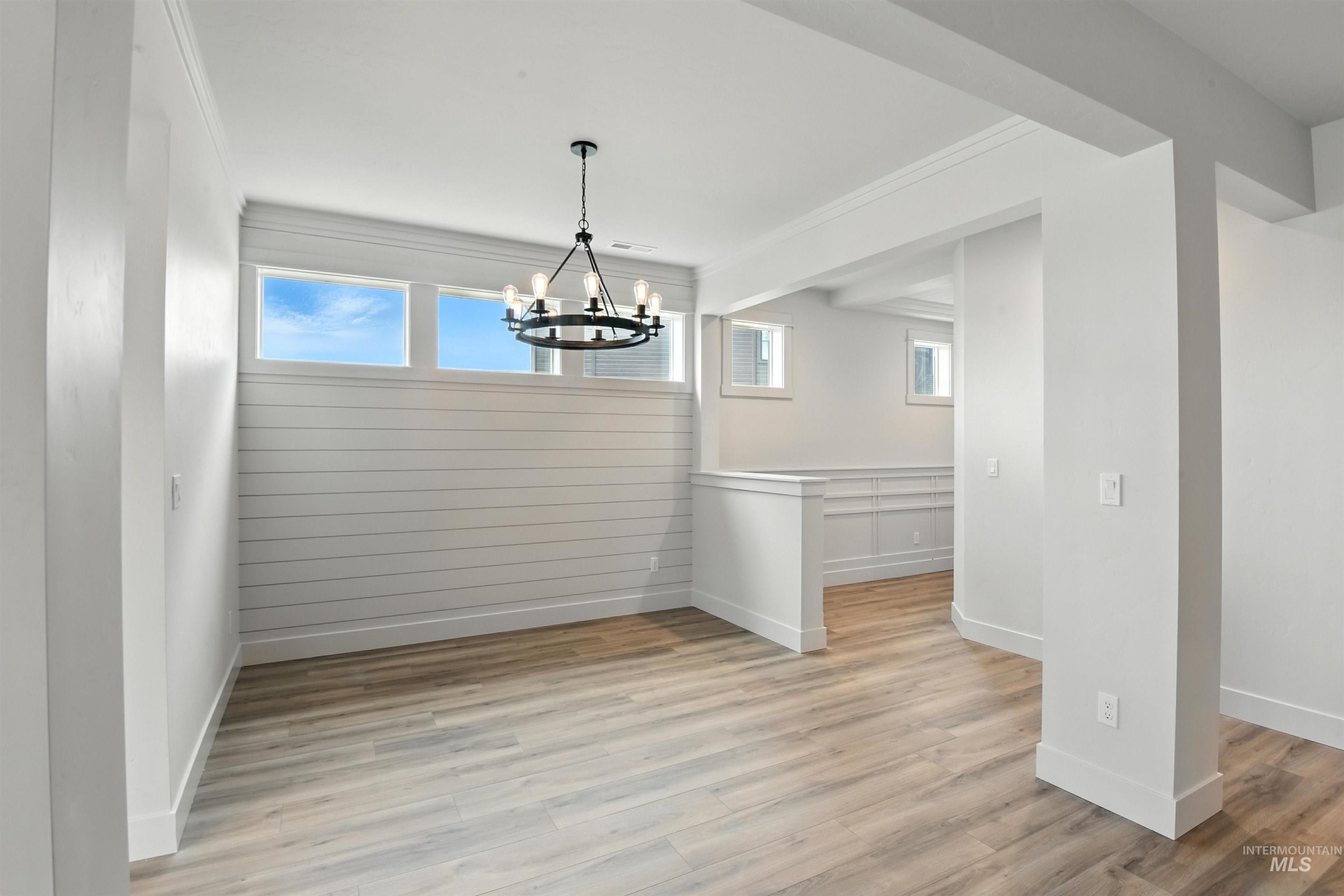 3521 S El Rio Property Photo 9