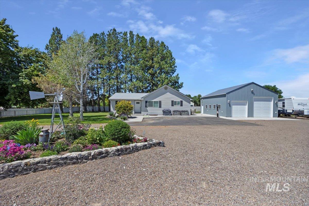 98 W 100 N Property Image