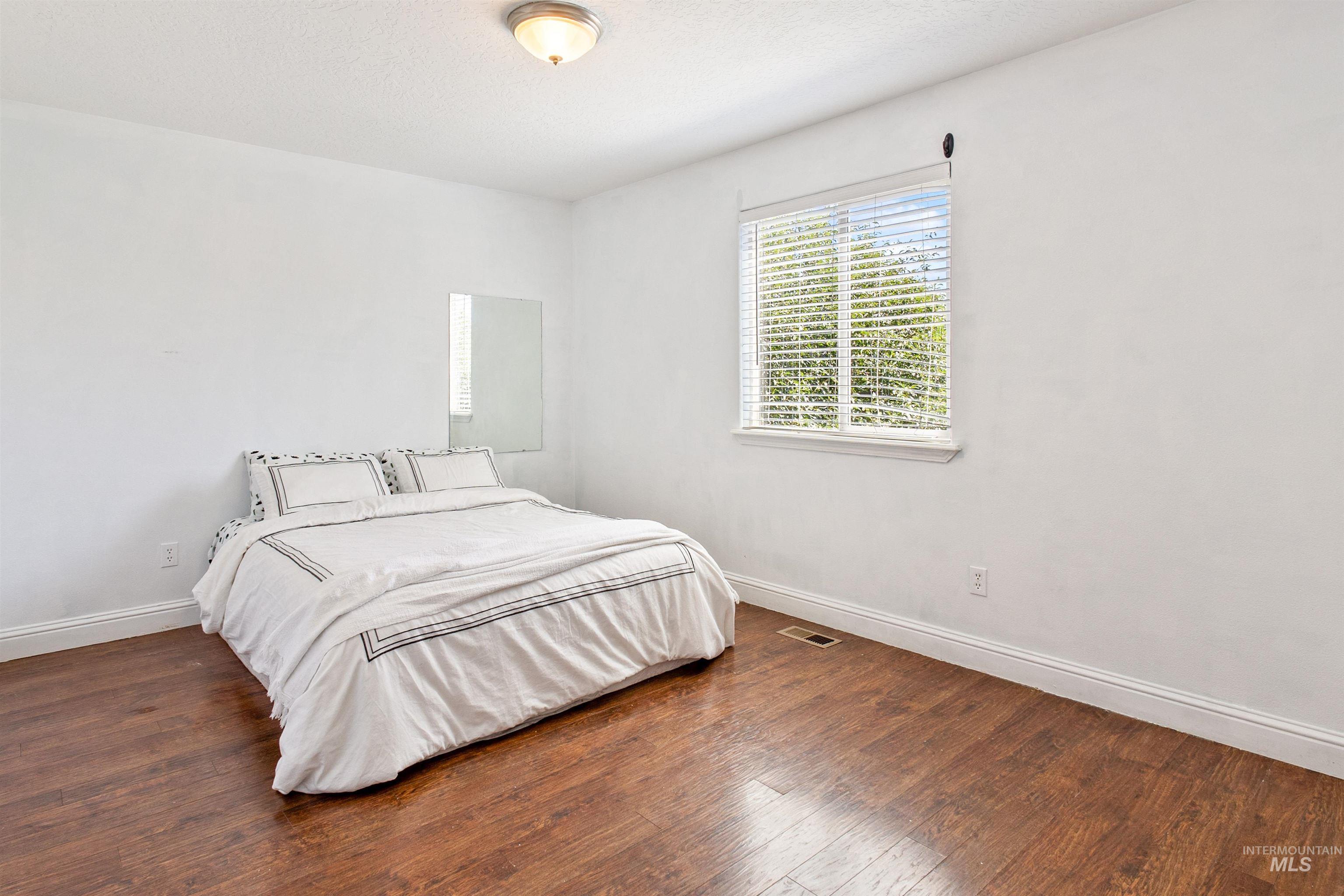 591 E Anton St Property Photo 17