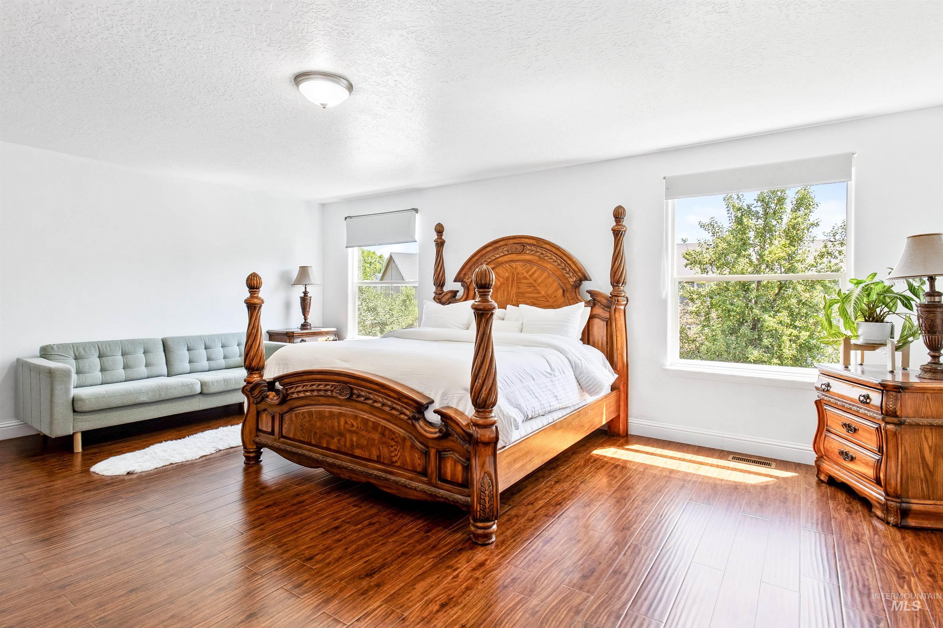 591 E Anton St Property Photo 25