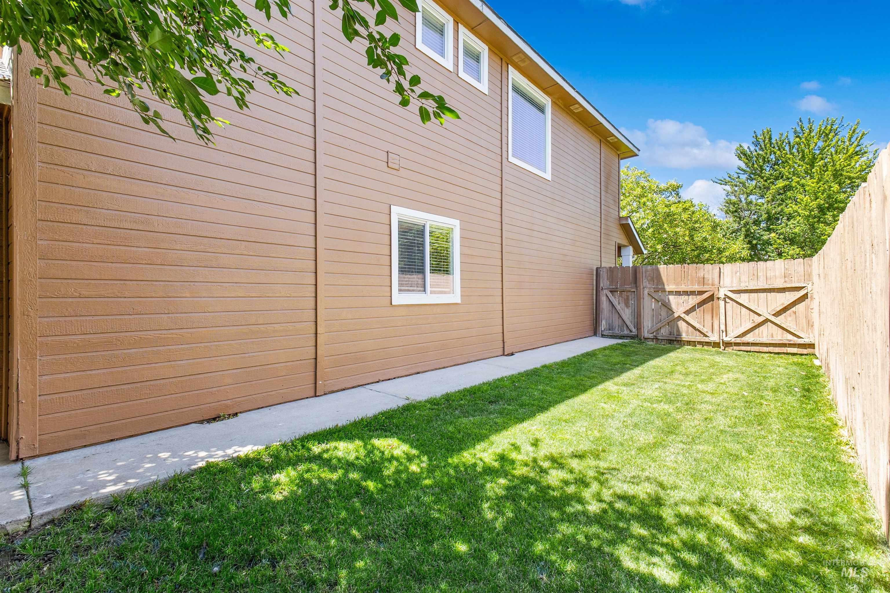 591 E Anton St Property Photo 31