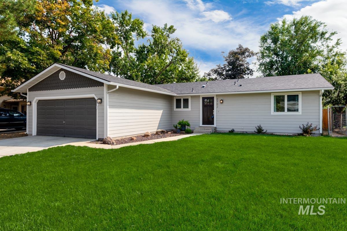 2702 N Reno Property Photo 1