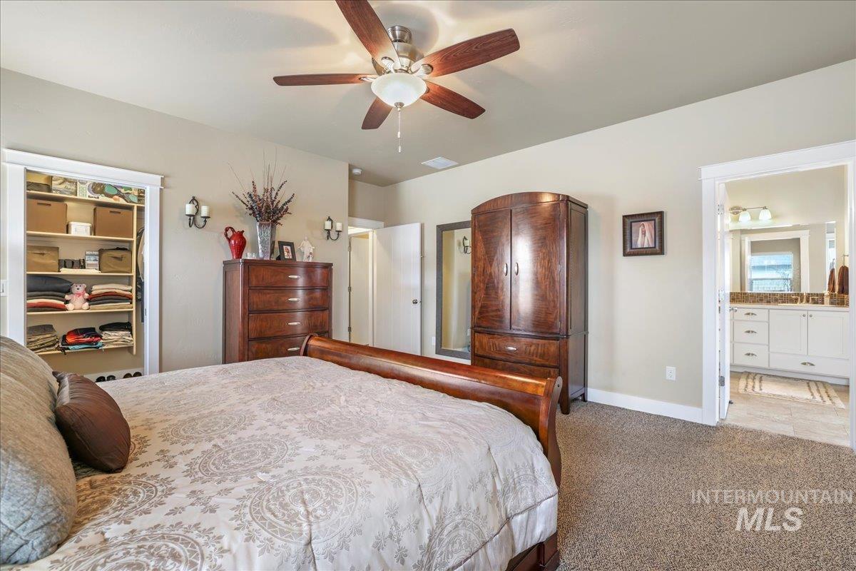 1434 Riverbend Pl Property Photo 18