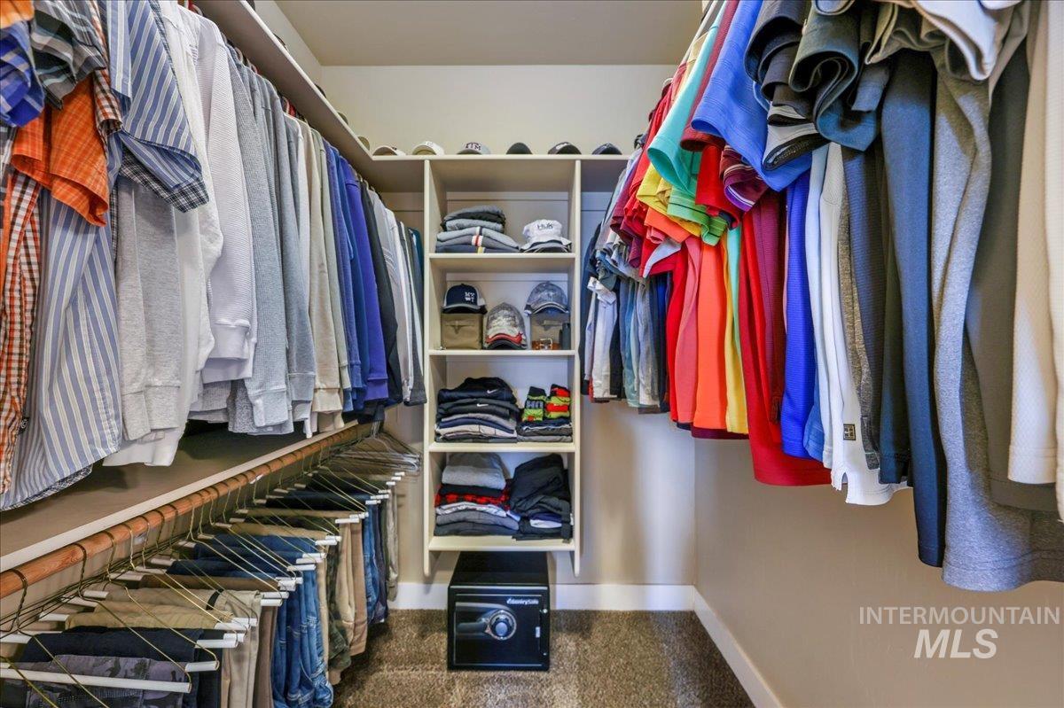 1434 Riverbend Pl Property Photo 24