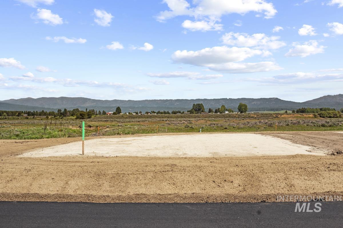 L10 B2 River Bank Drive Property Photo 4