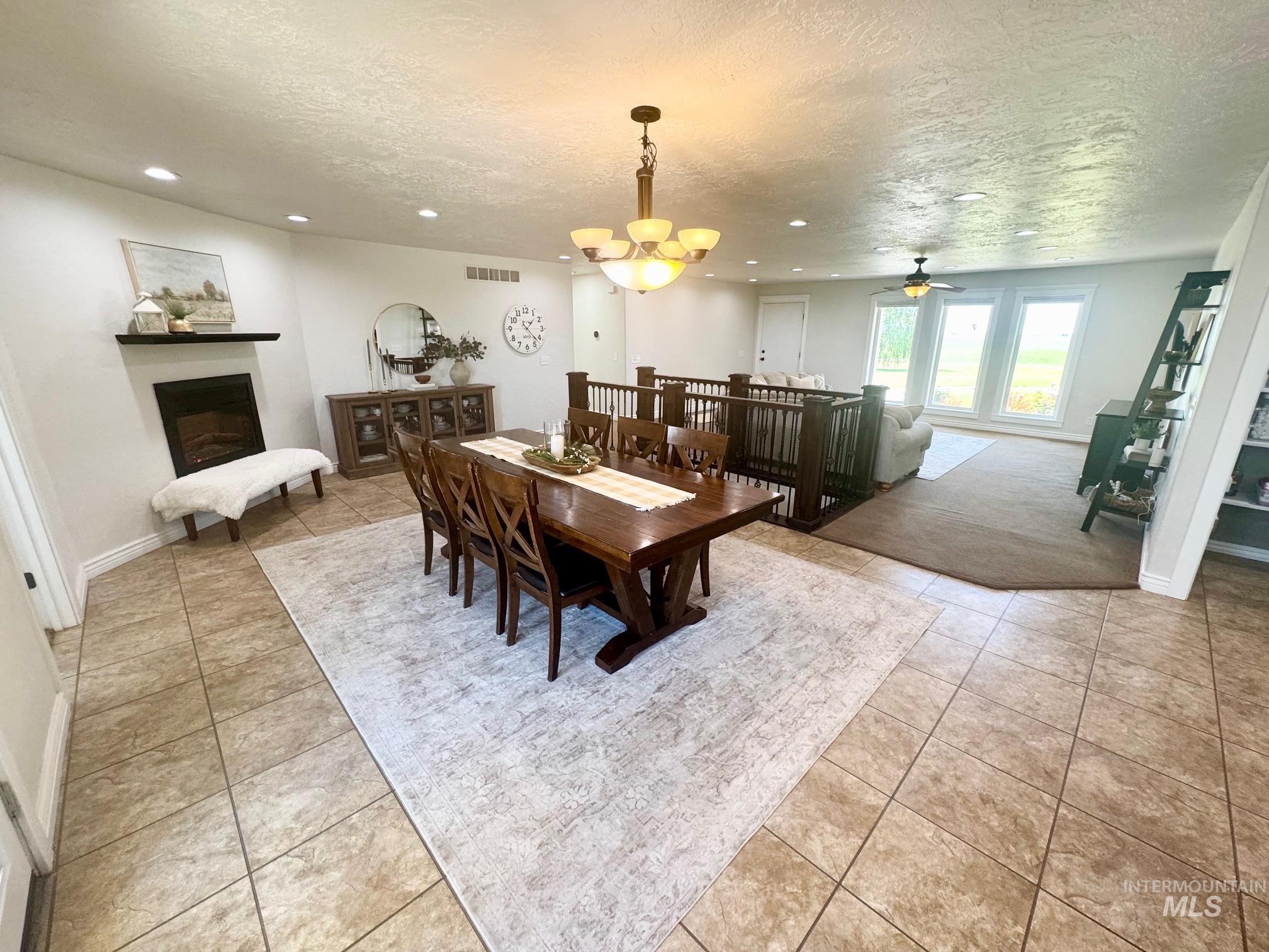 1456 N 400 E Property Photo 6