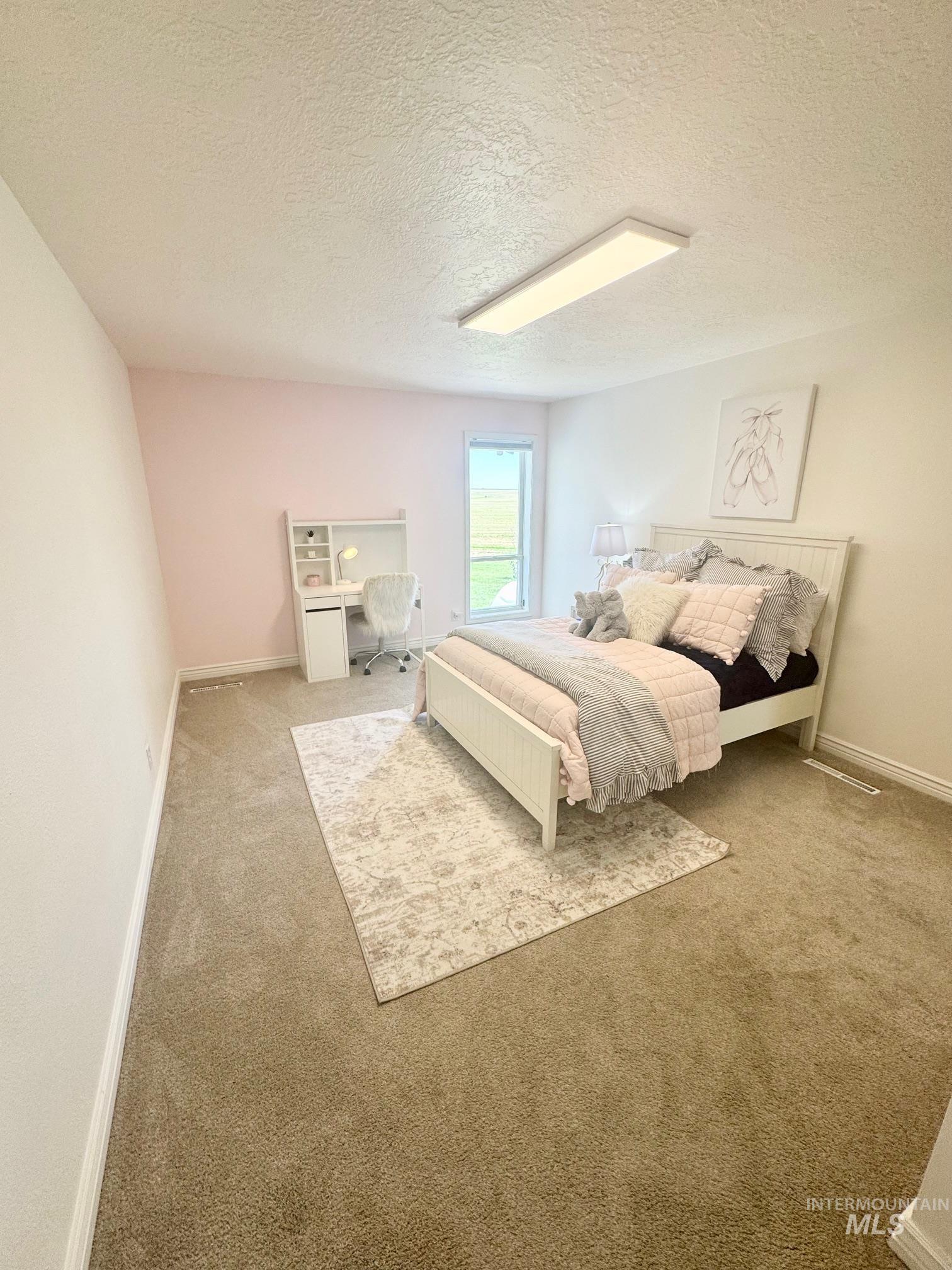 1456 N 400 E Property Photo 18