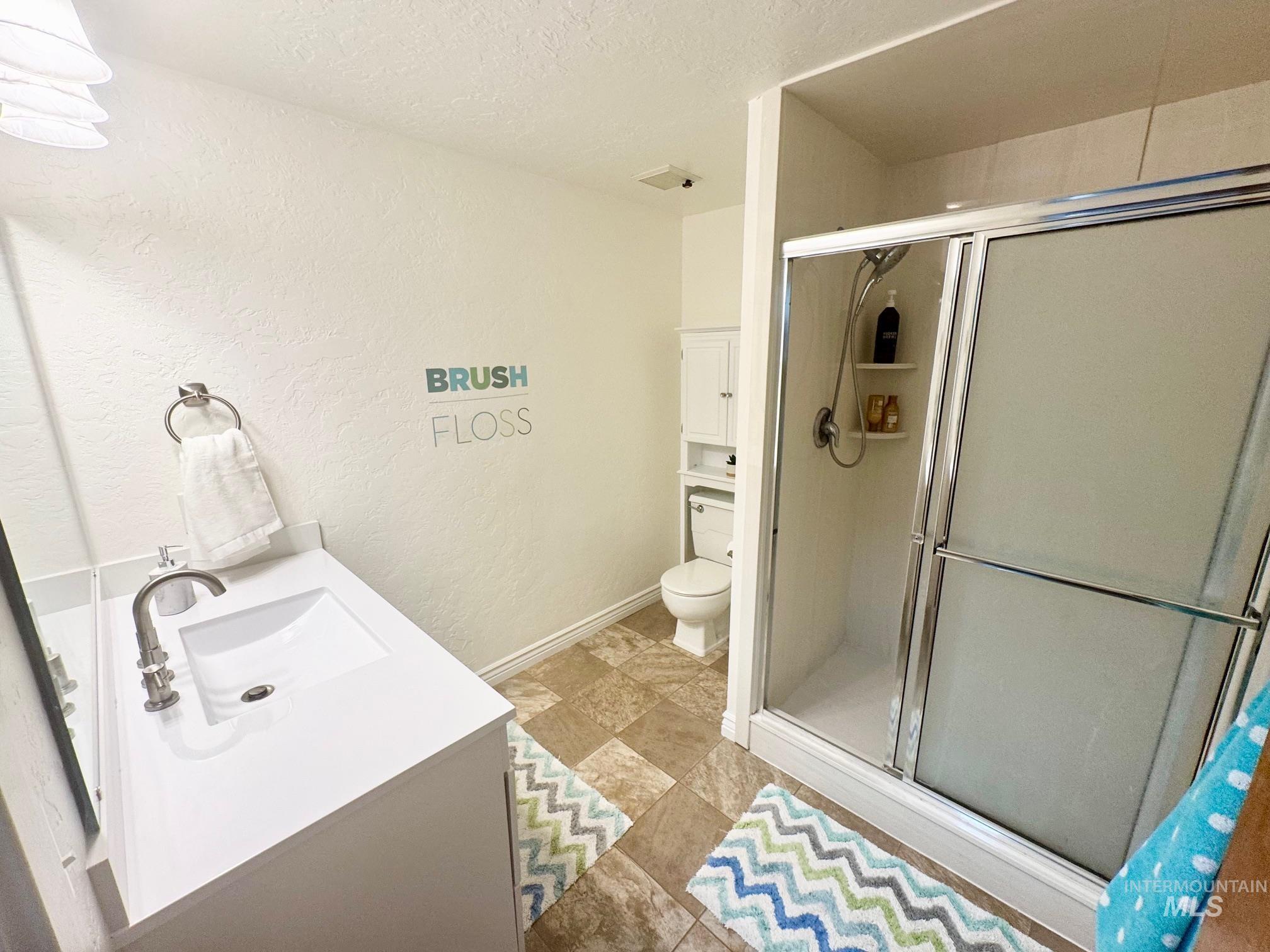 1456 N 400 E Property Photo 27