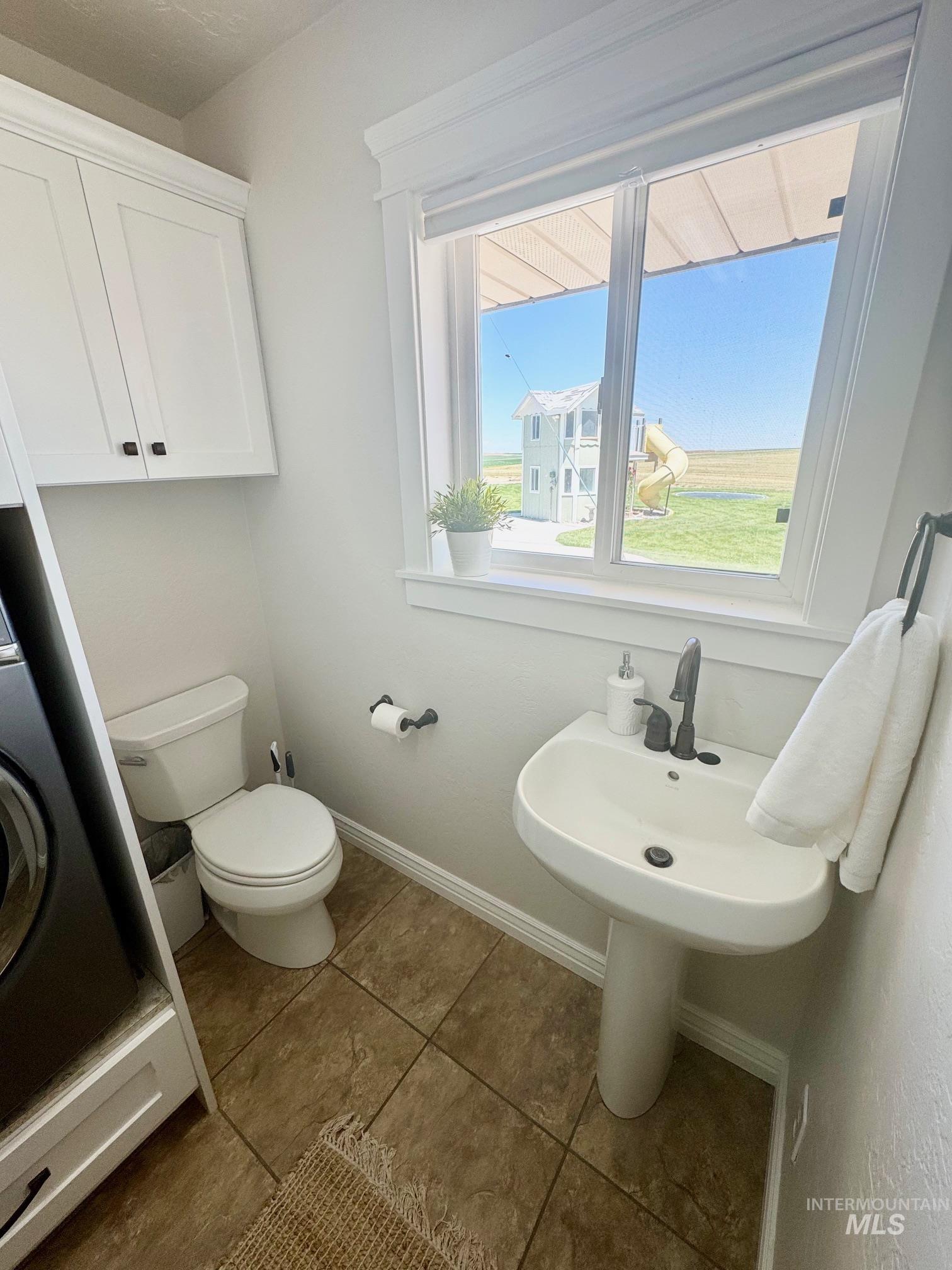 1456 N 400 E Property Photo 33