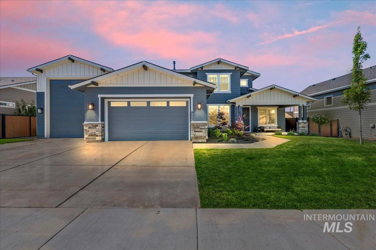 9523 W Gladiola Ct Property Photo 1