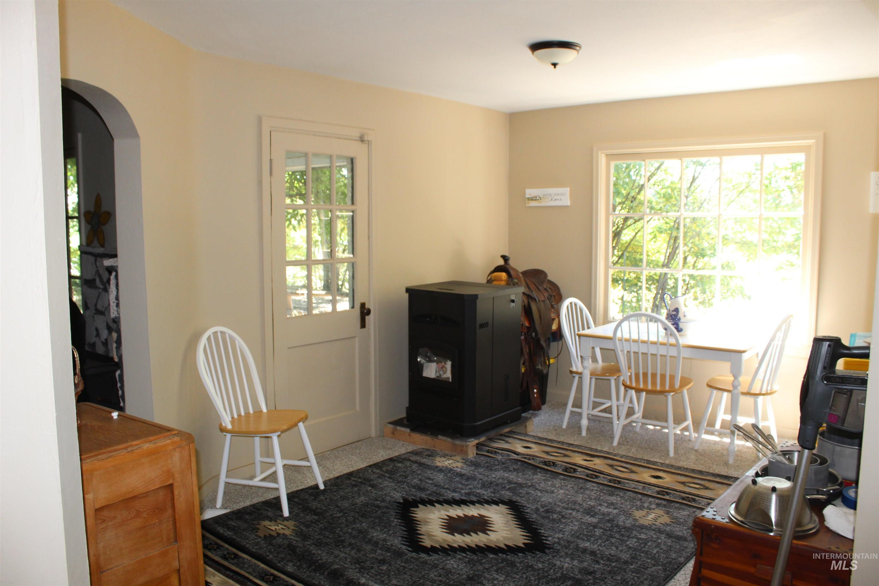 599 Cove Rd Property Photo 7