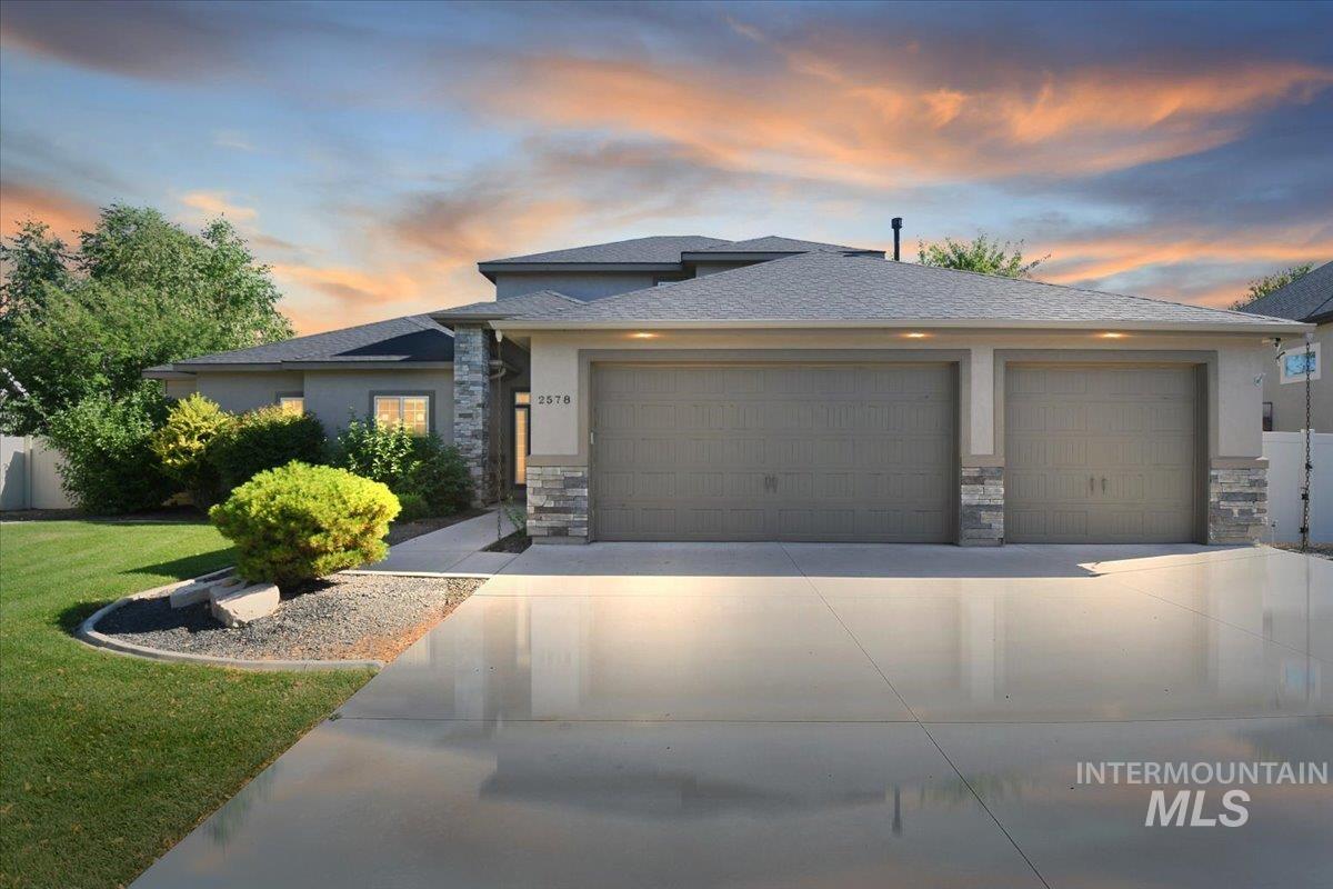 2578 E Granadillo Dr Property Photo 1