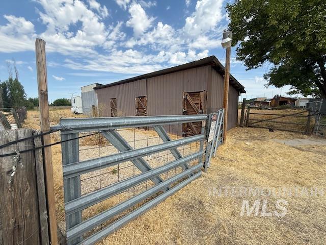 1285 S Jade Ave. Property Photo 1
