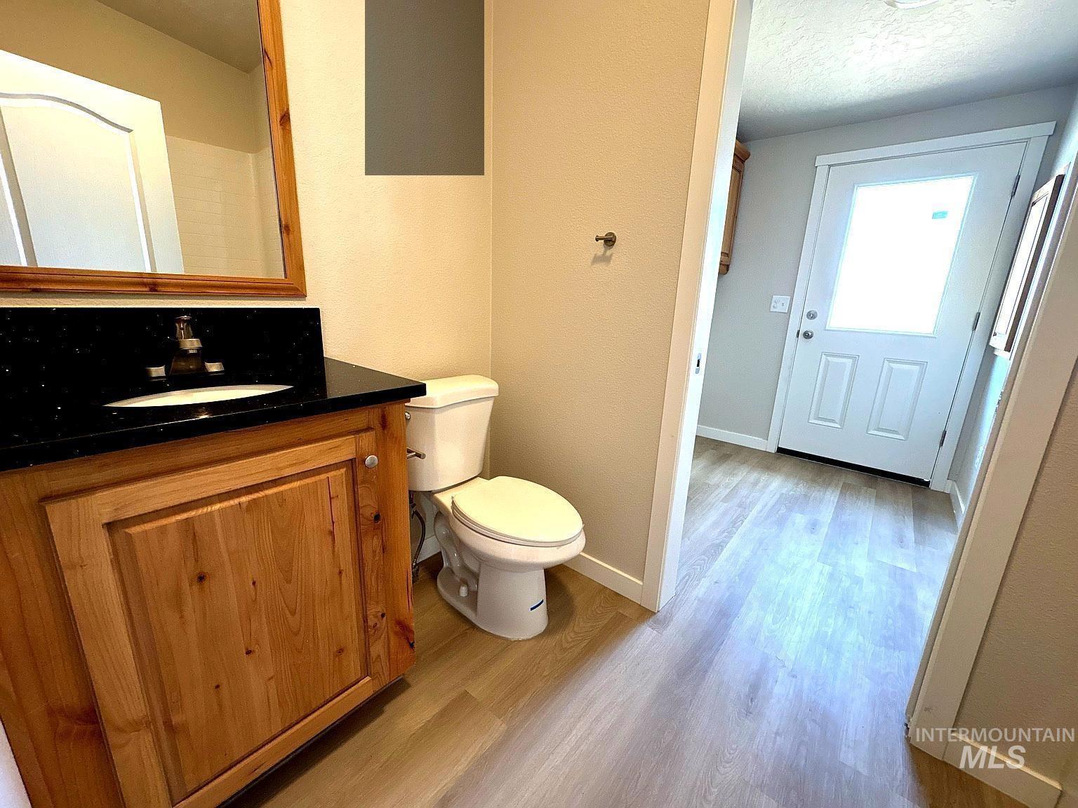 320 E Aruthur Ave Property Photo 17