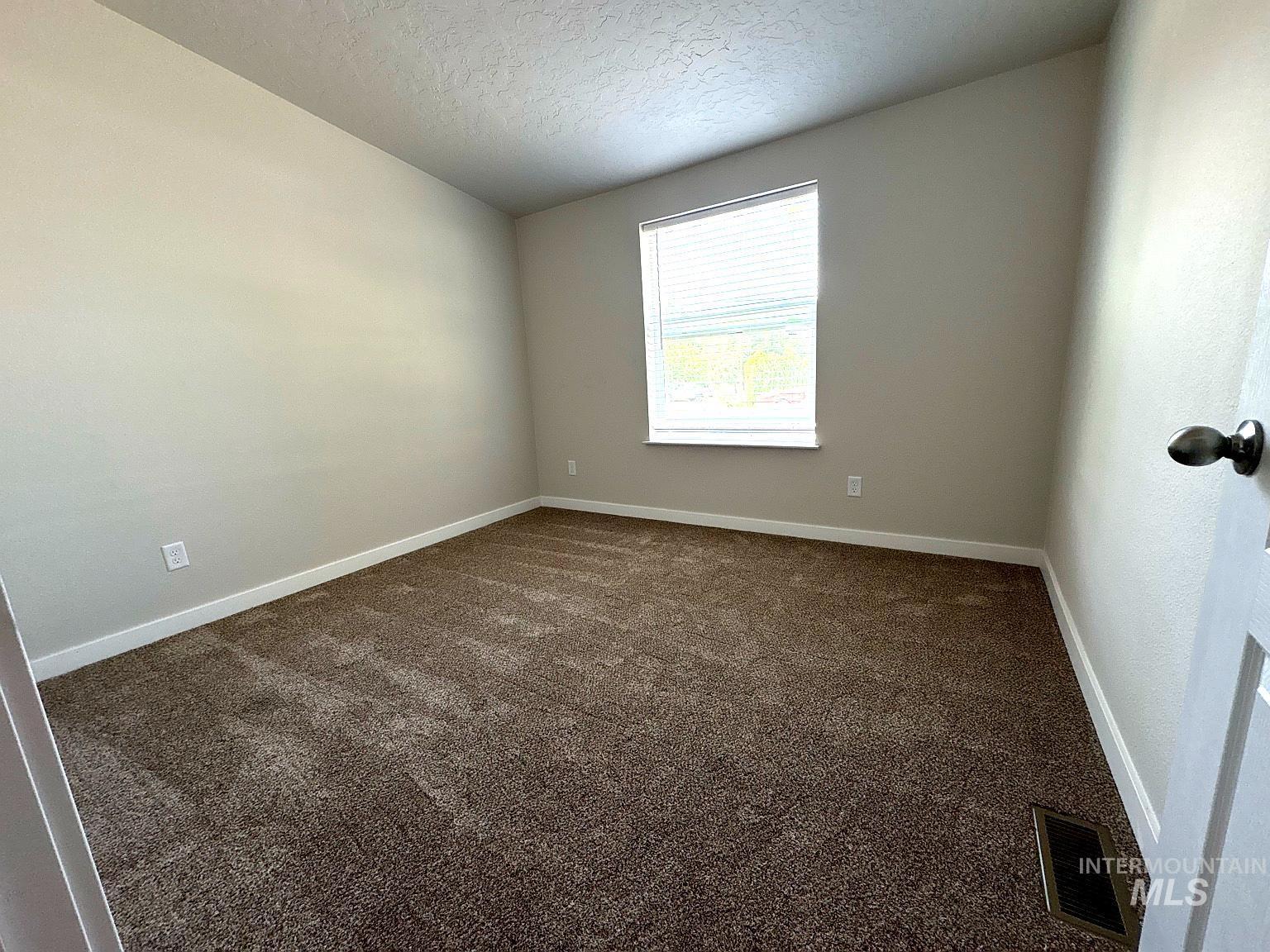 320 E Aruthur Ave Property Photo 22