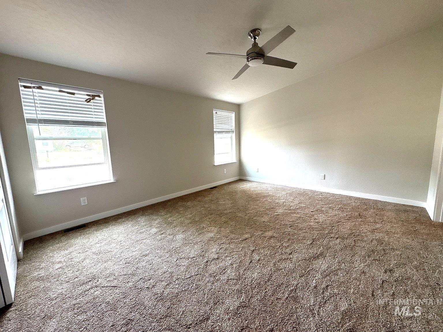 320 E Aruthur Ave Property Photo 24