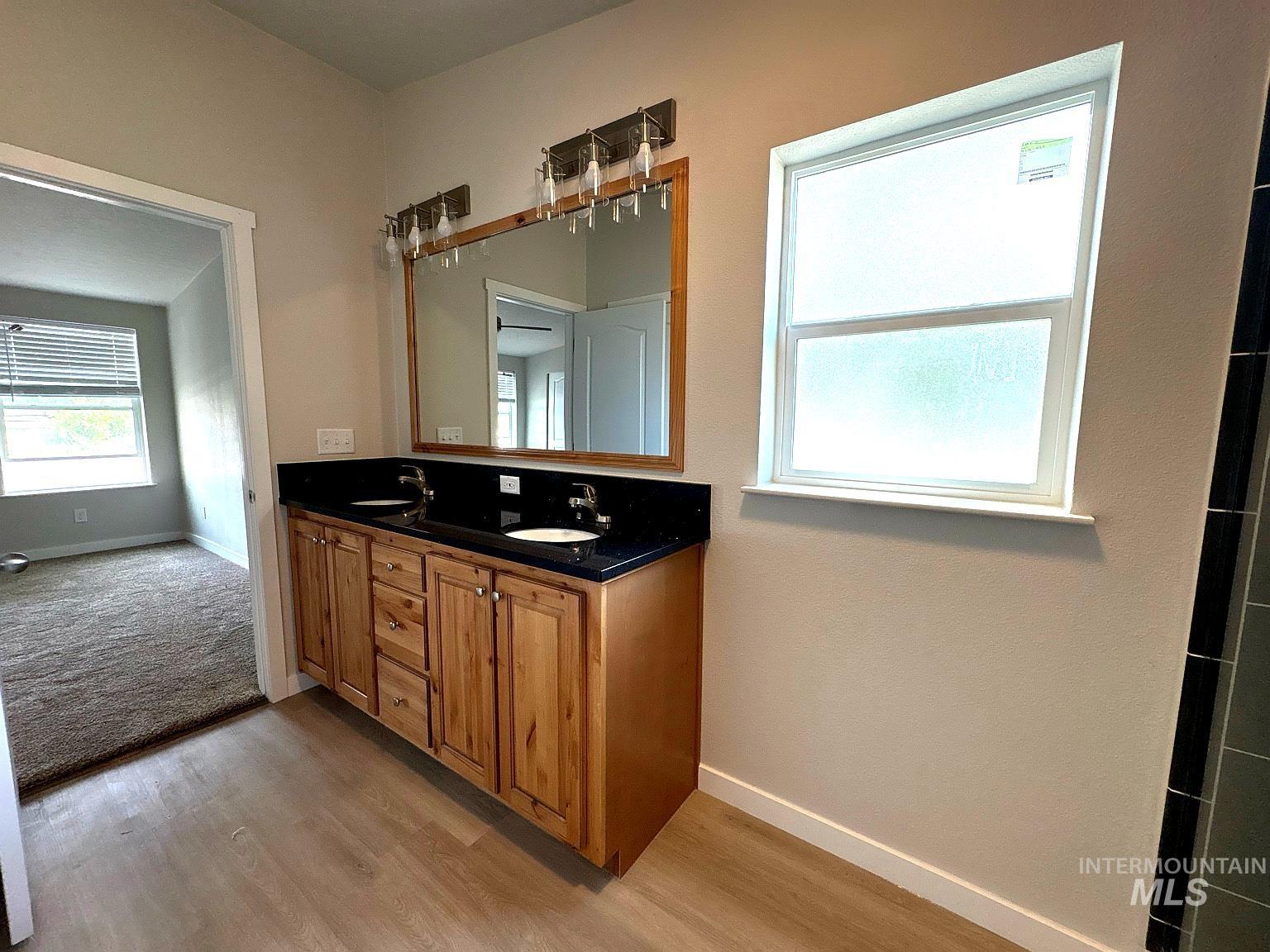 320 E Aruthur Ave Property Photo 29