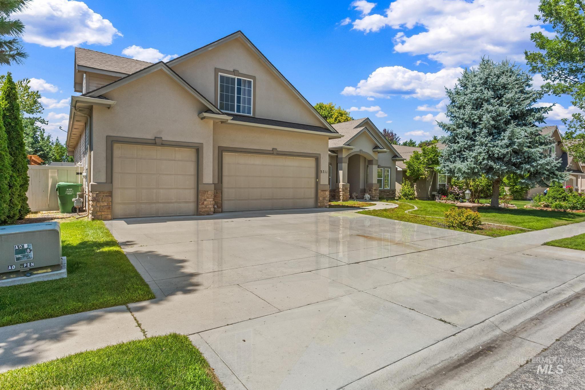 3711 S Arno Avenue Property Photo 2