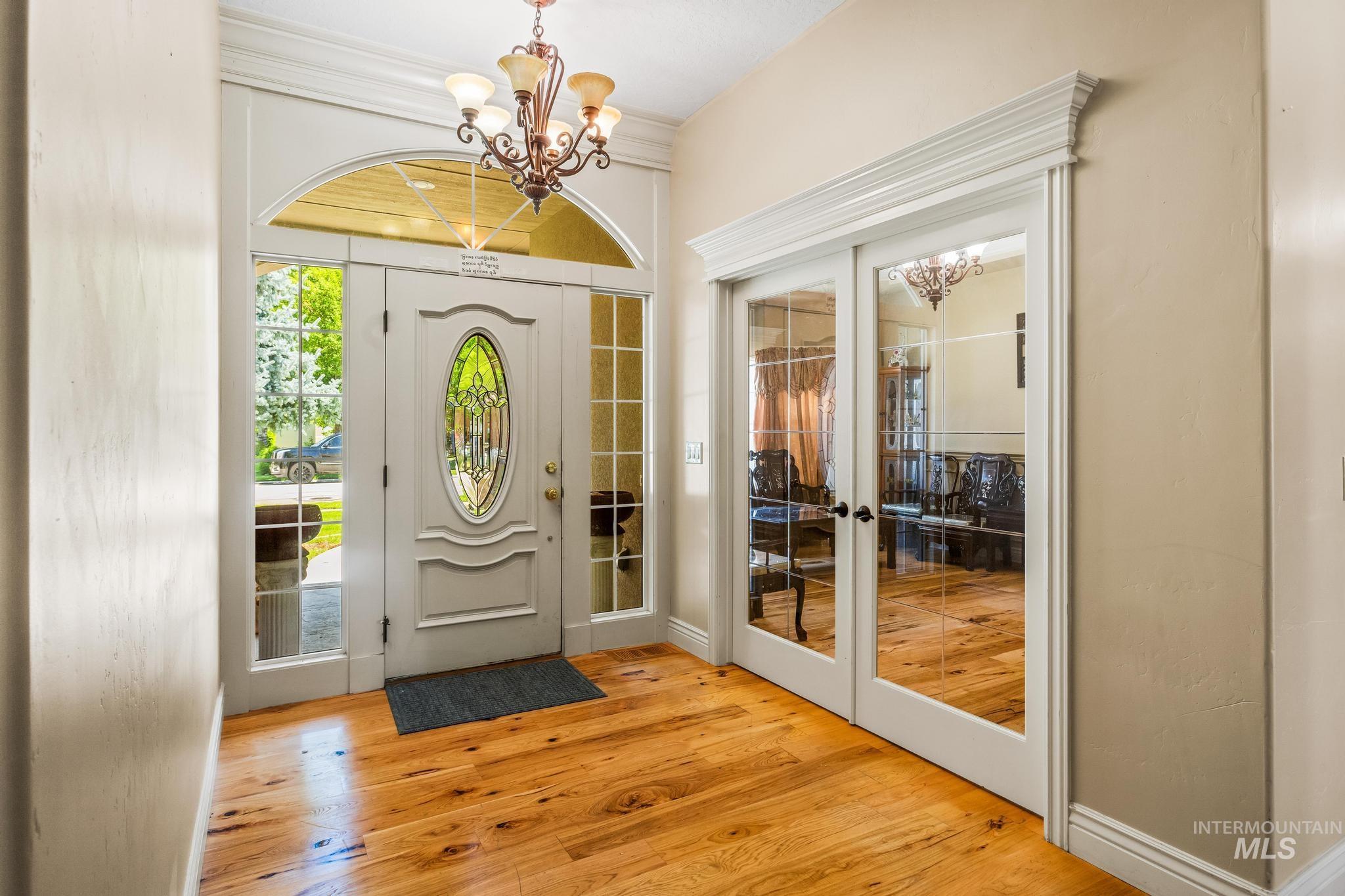 3711 S Arno Avenue Property Photo 4